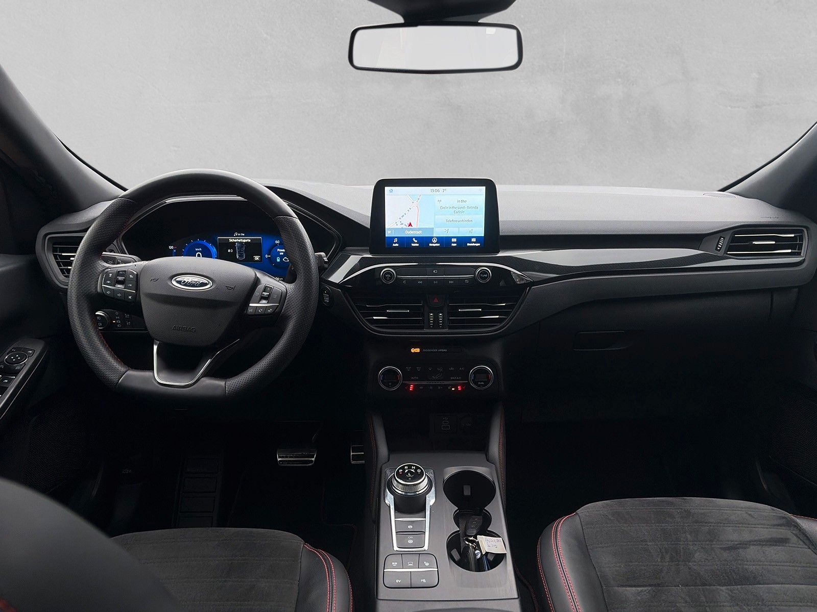 Fahrzeugabbildung Ford Kuga Plug-In Hybrid ST-Line X