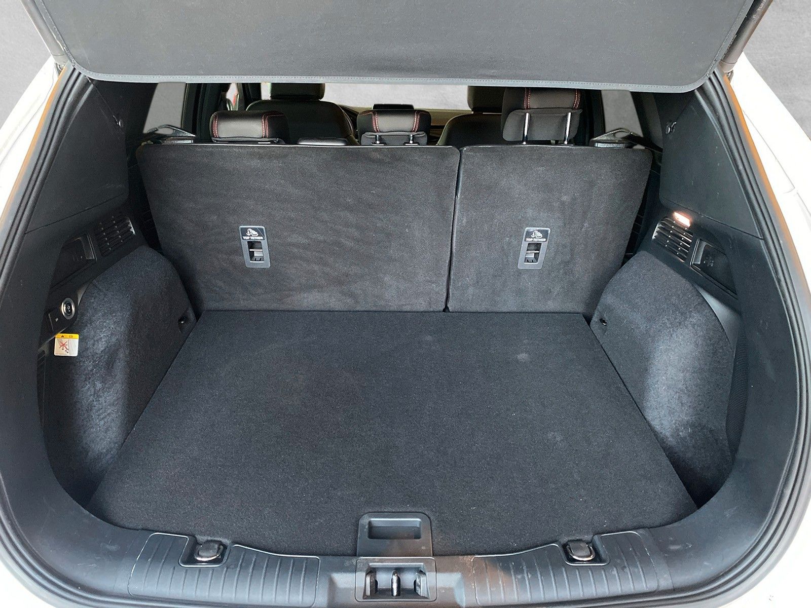 Fahrzeugabbildung Ford Kuga Plug-In Hybrid ST-Line X