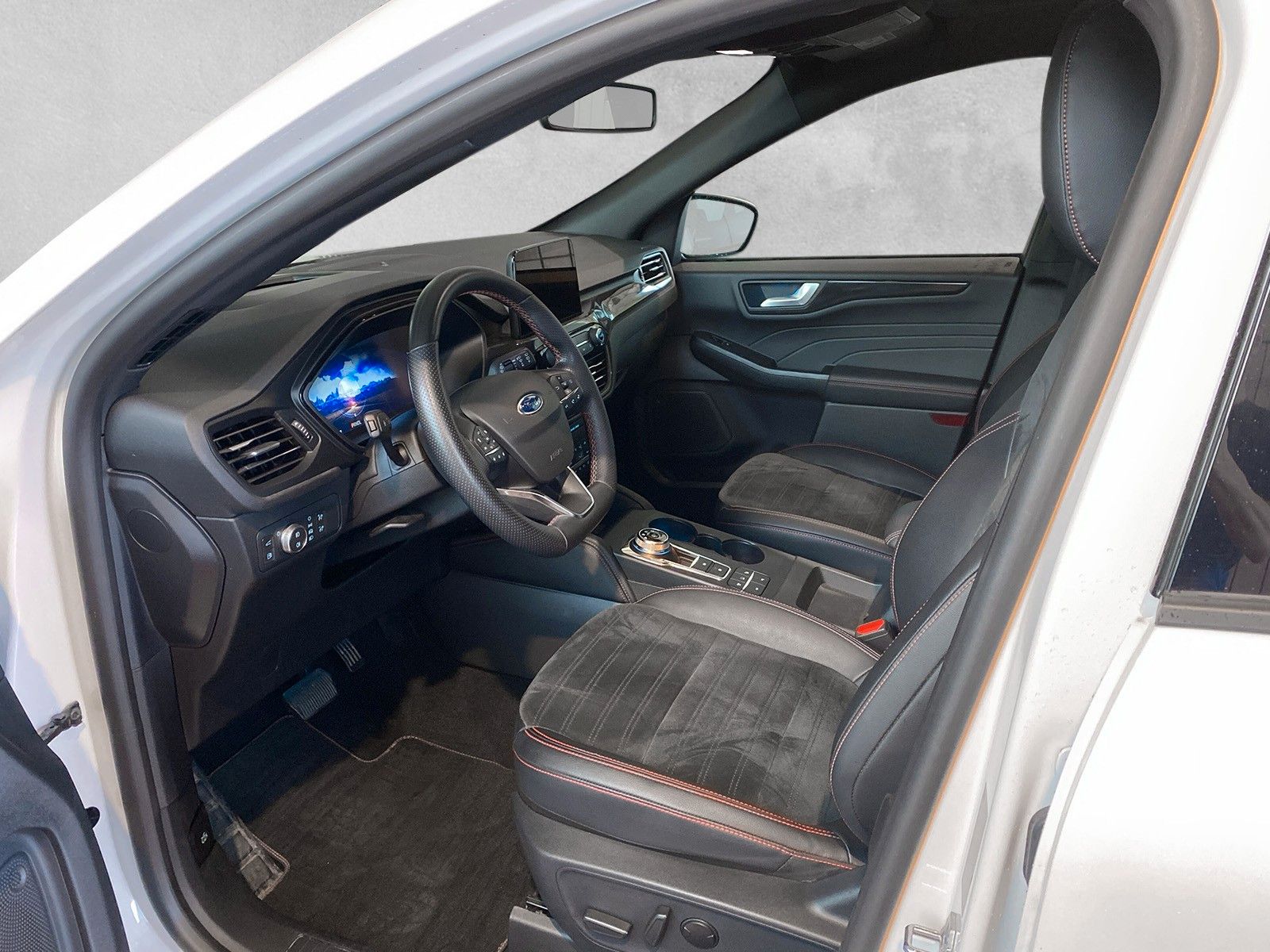 Fahrzeugabbildung Ford Kuga Plug-In Hybrid ST-Line X