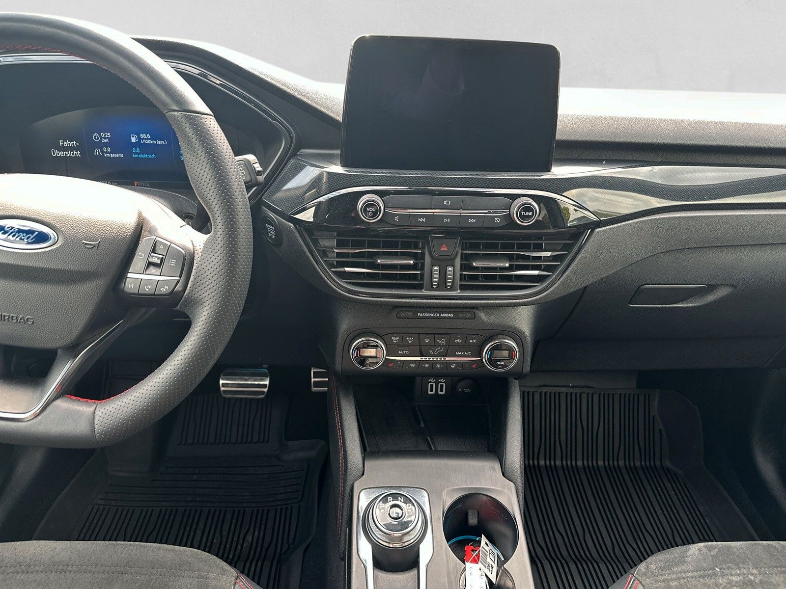 Fahrzeugabbildung Ford Kuga Plug-In Hybrid ST-Line X