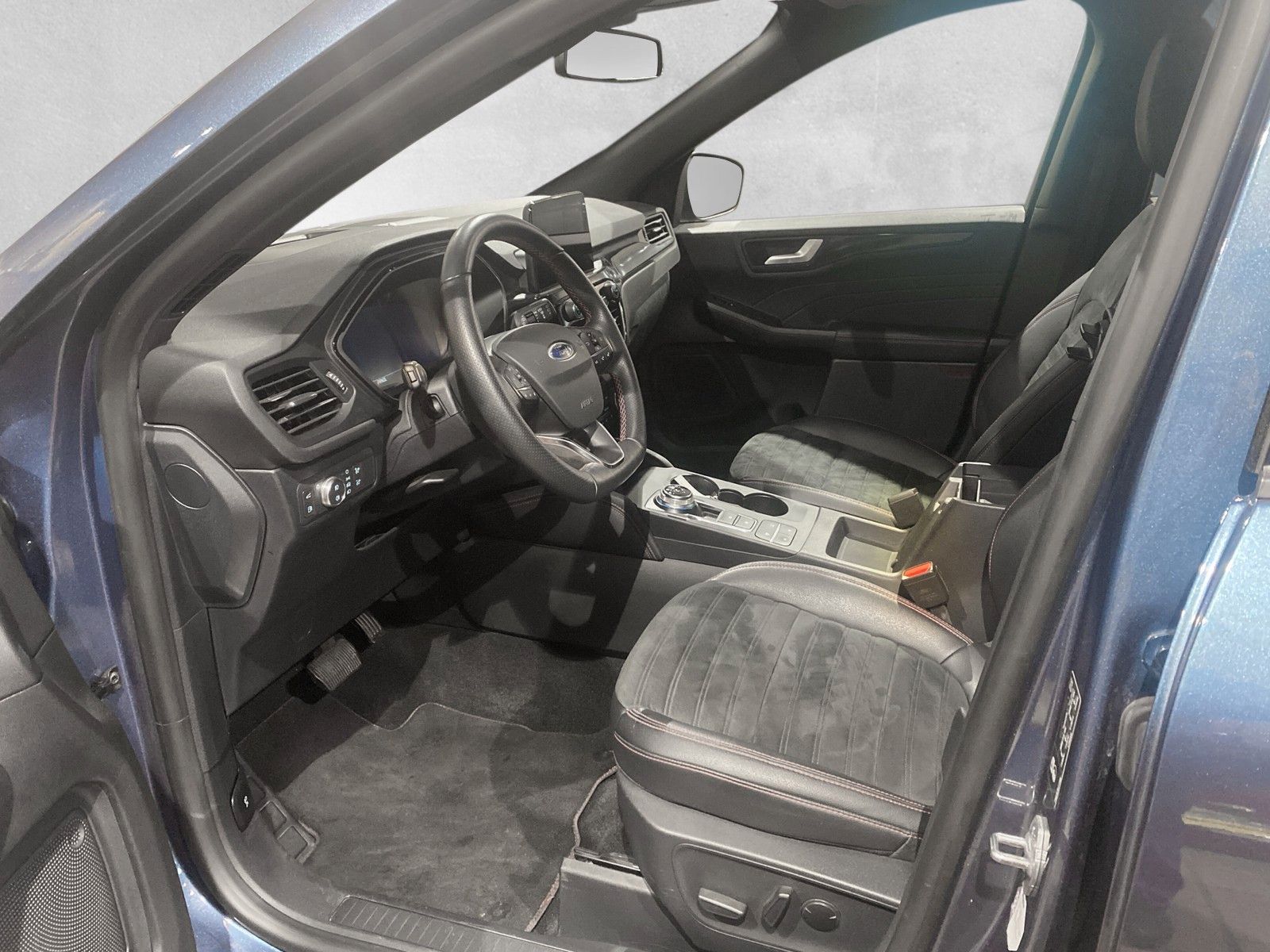 Fahrzeugabbildung Ford Kuga Plug-In Hybrid ST-Line X