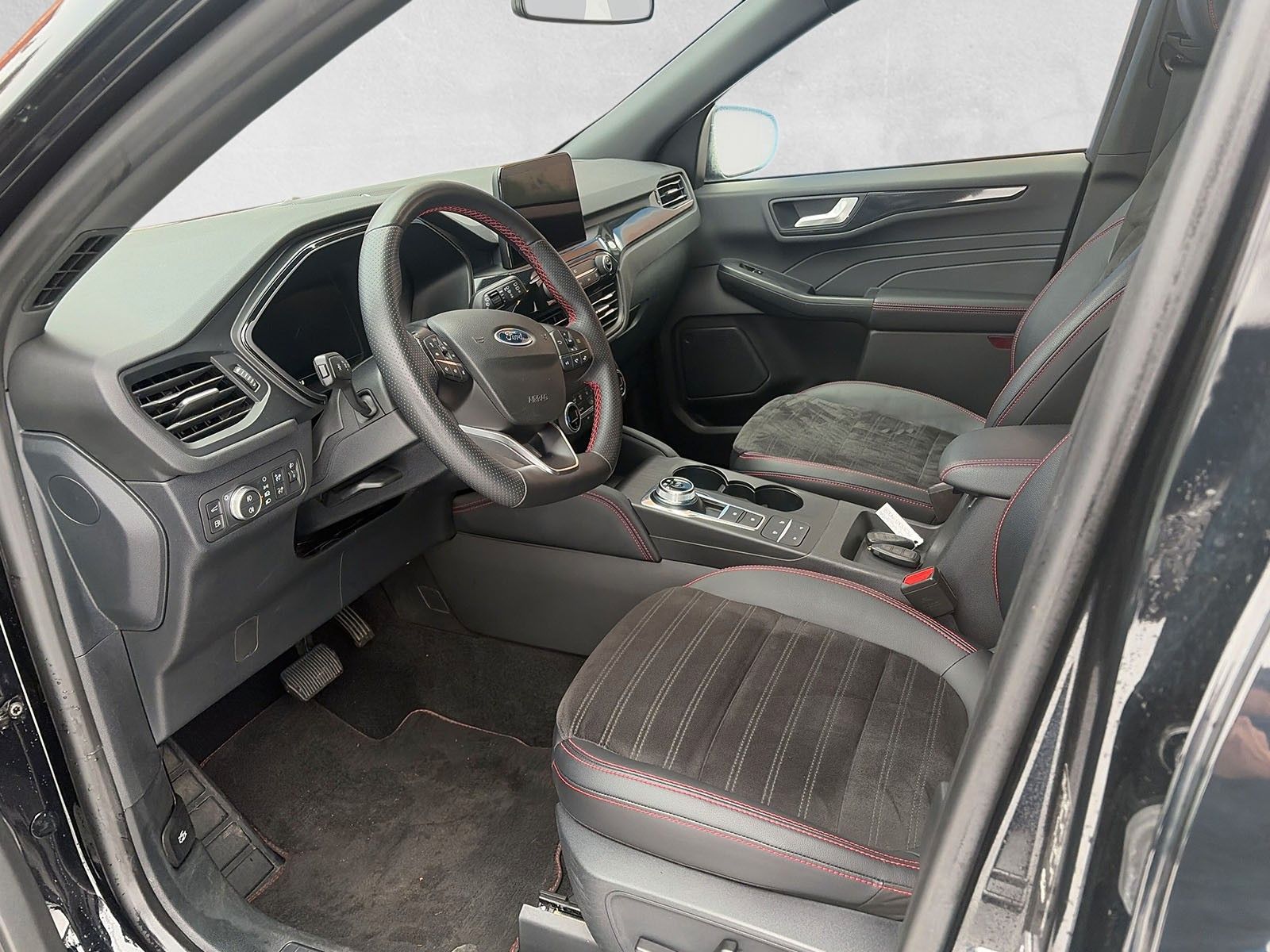 Fahrzeugabbildung Ford Kuga Plug-In Hybrid ST-Line X