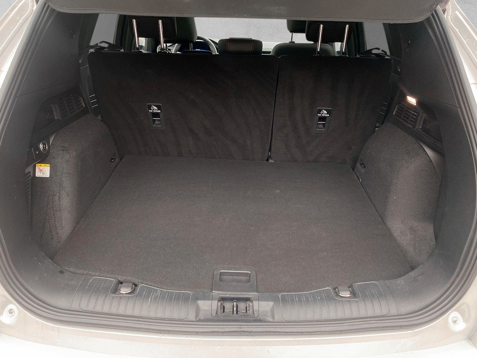 Fahrzeugabbildung Ford Kuga Plug-In Hybrid ST-Line X