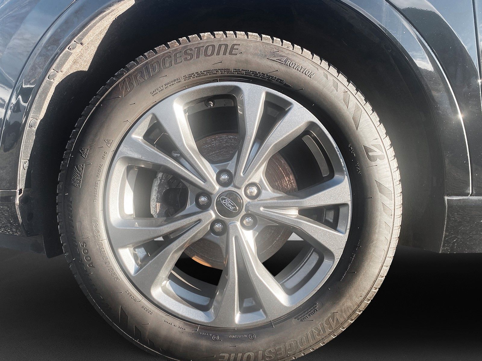 Fahrzeugabbildung Ford Kuga Plug-In Hybrid ST-Line X