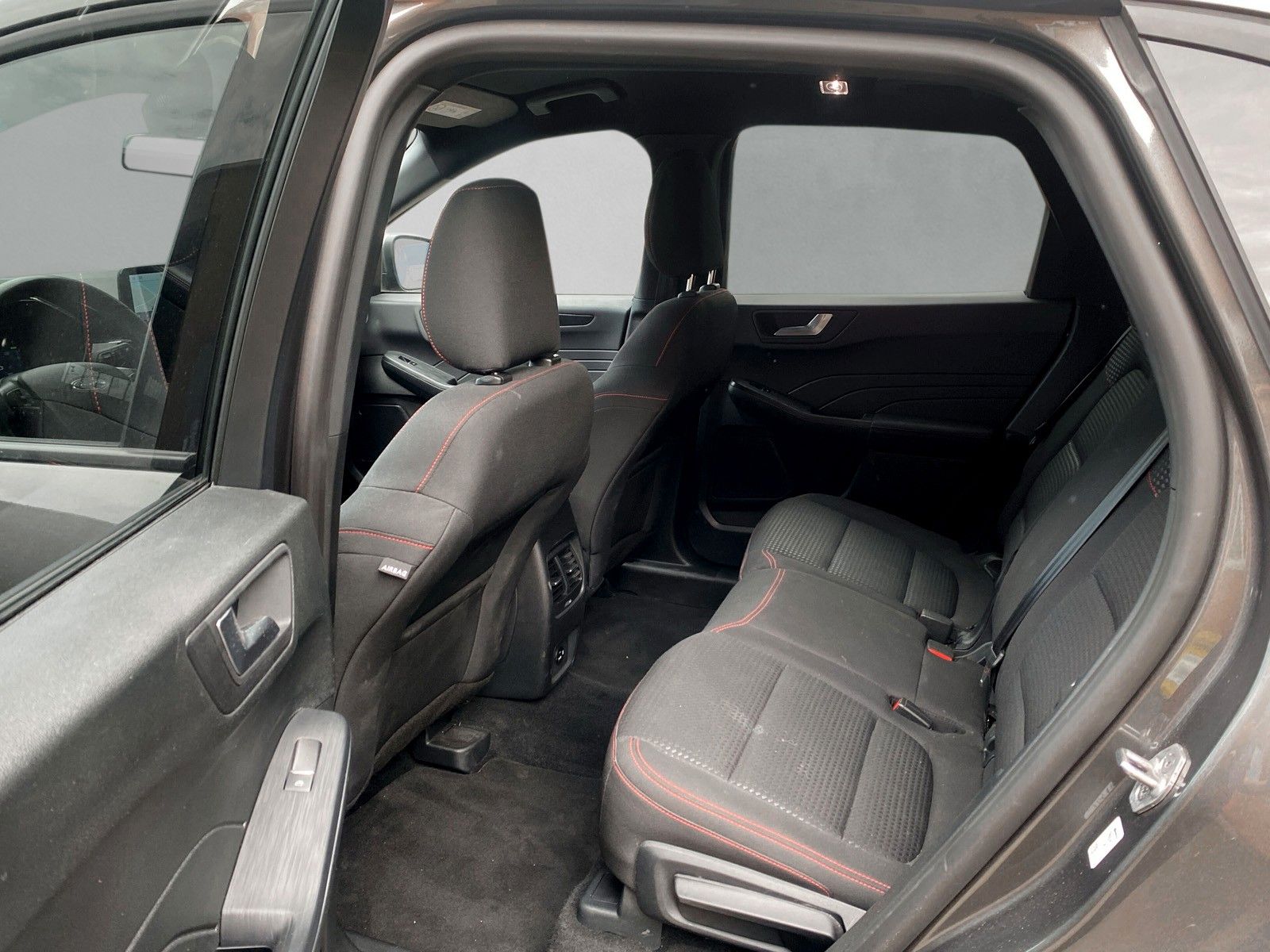 Fahrzeugabbildung Ford Kuga Plug-In Hybrid ST-Line