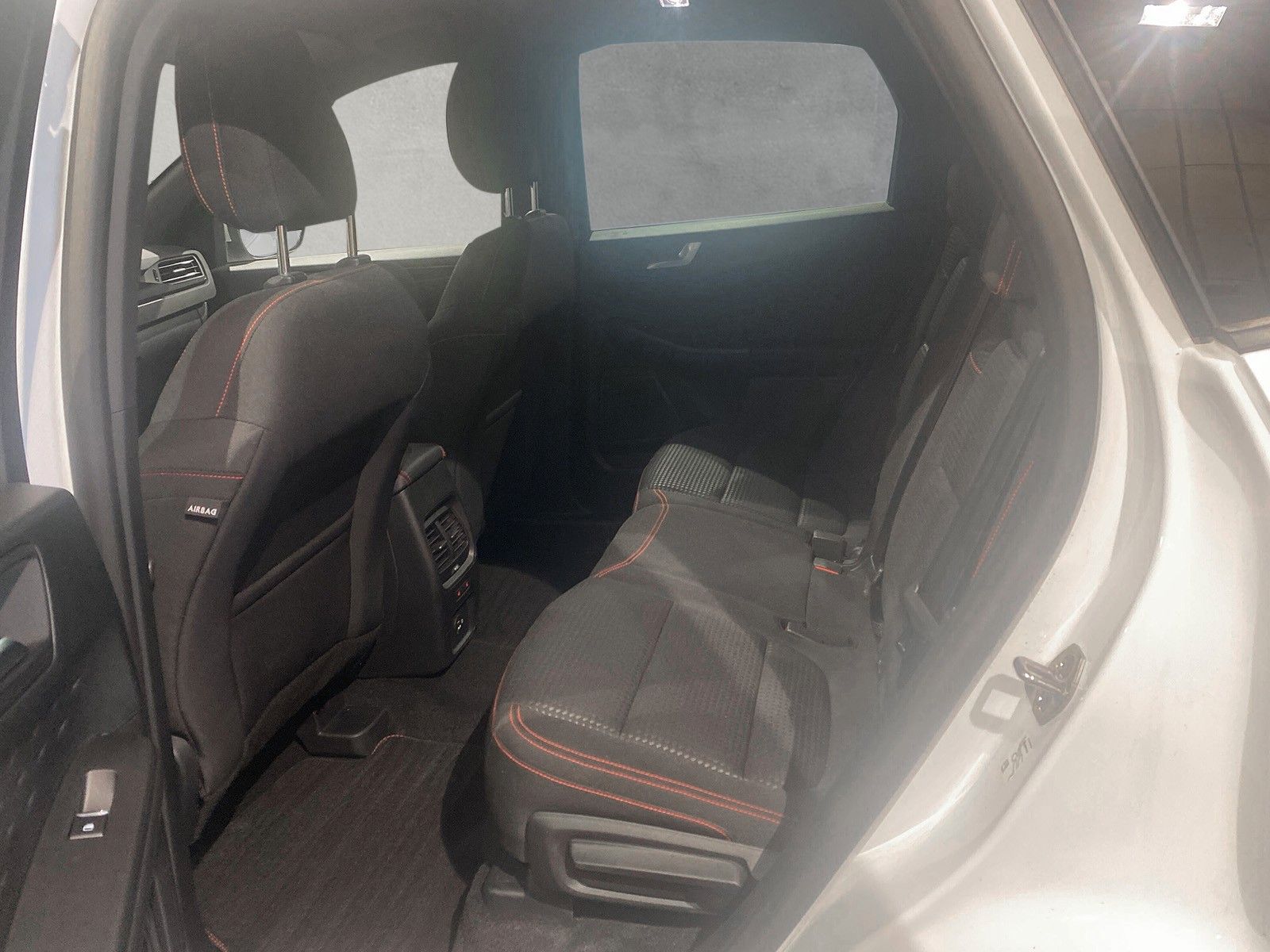 Fahrzeugabbildung Ford Kuga Plug-In Hybrid ST-Line