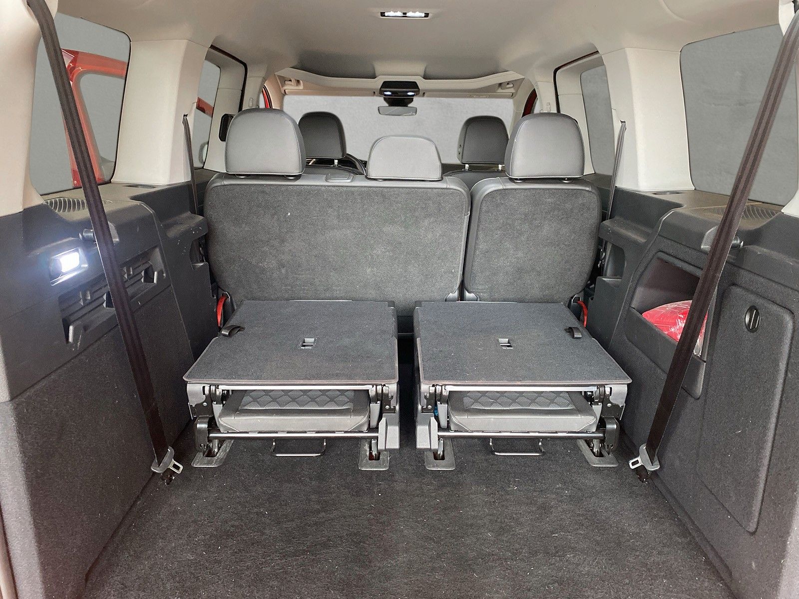 Fahrzeugabbildung Ford Grand Tourneo Connect Titanium