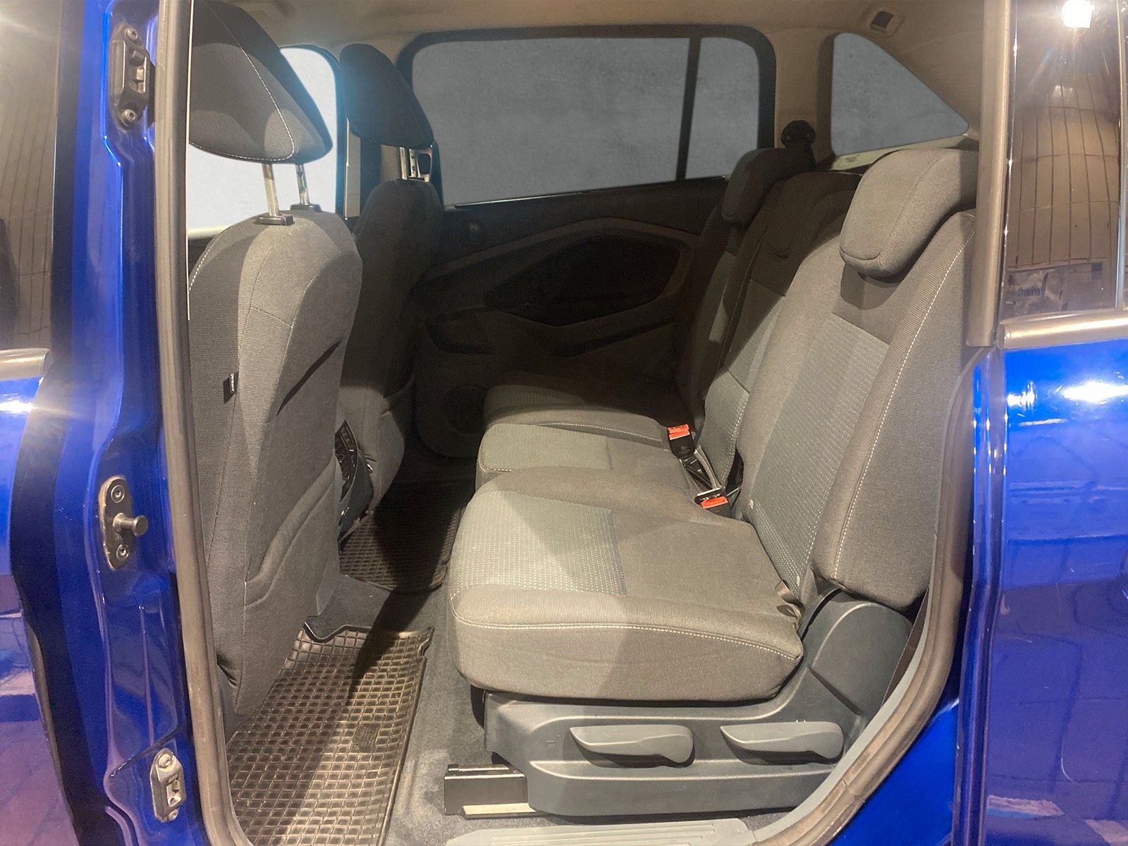 Fahrzeugabbildung Ford Grand C-Max