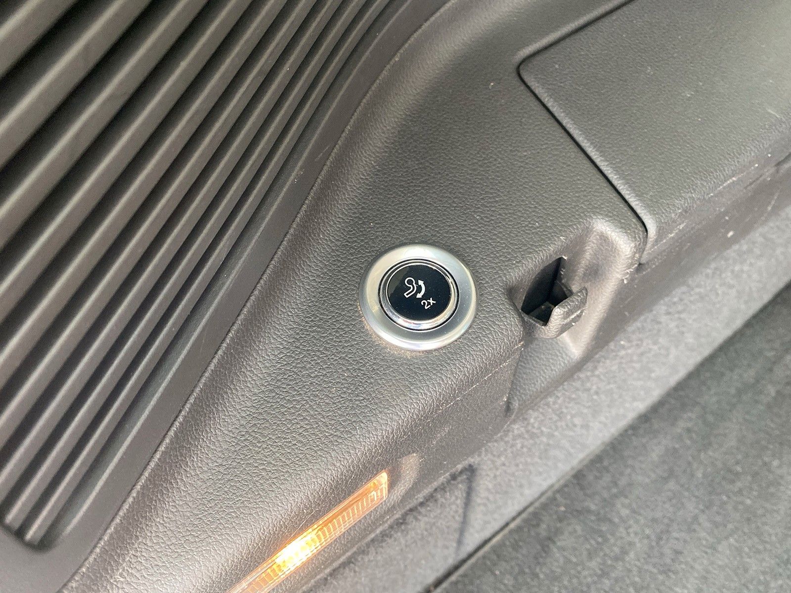 Fahrzeugabbildung Ford Grand C-MAX Titanium