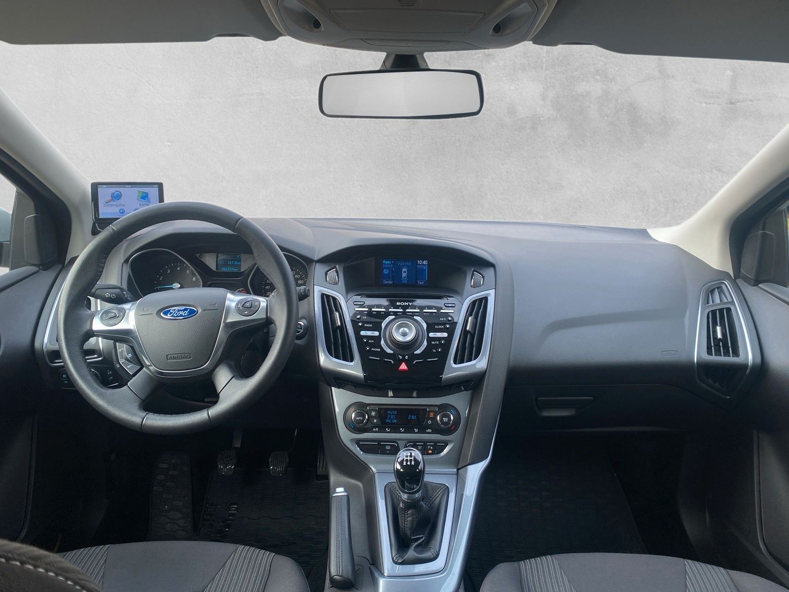 Fahrzeugabbildung Ford Focus Turnier Titanium