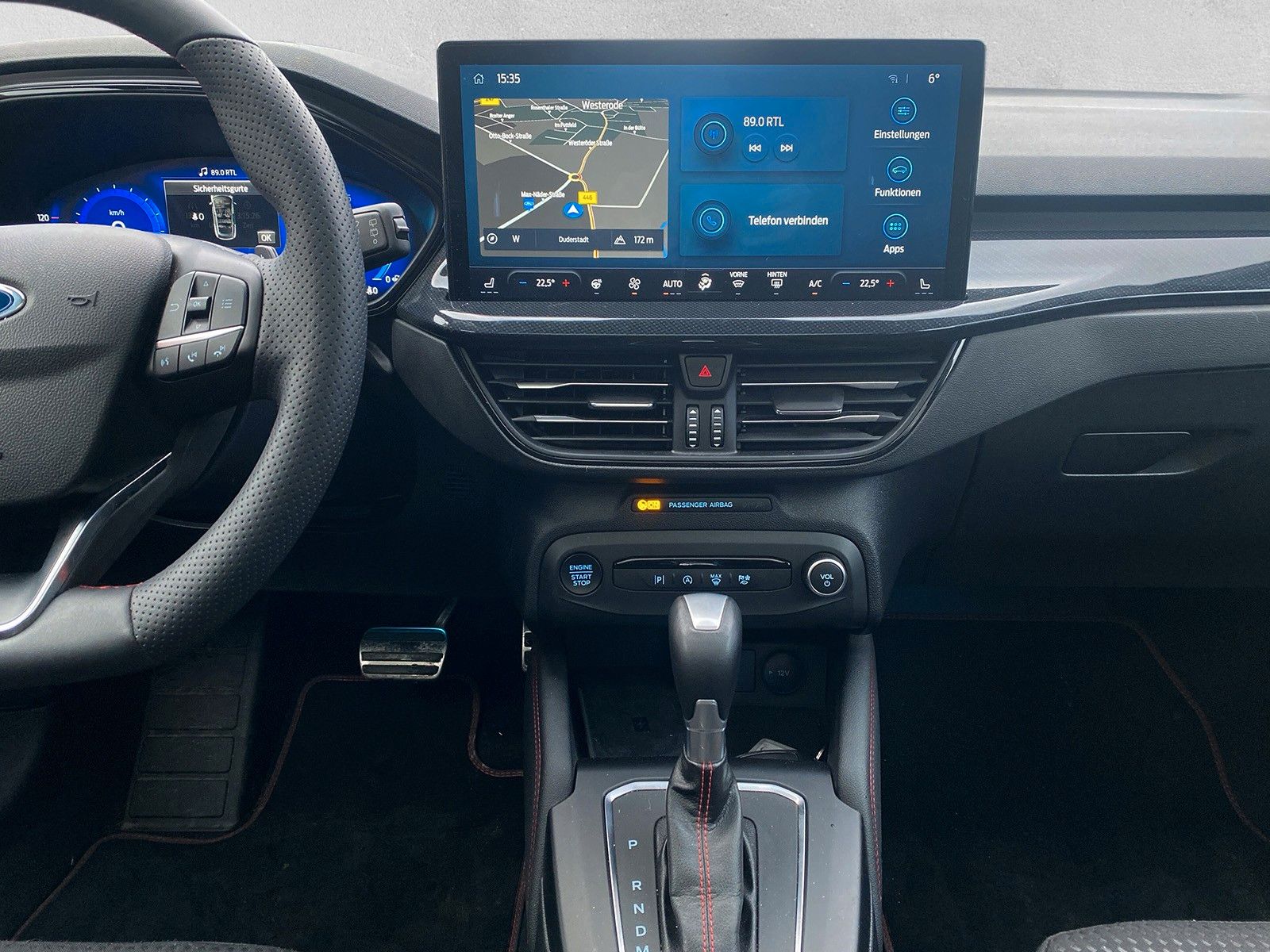 Fahrzeugabbildung Ford Focus Turnier ST-Line X