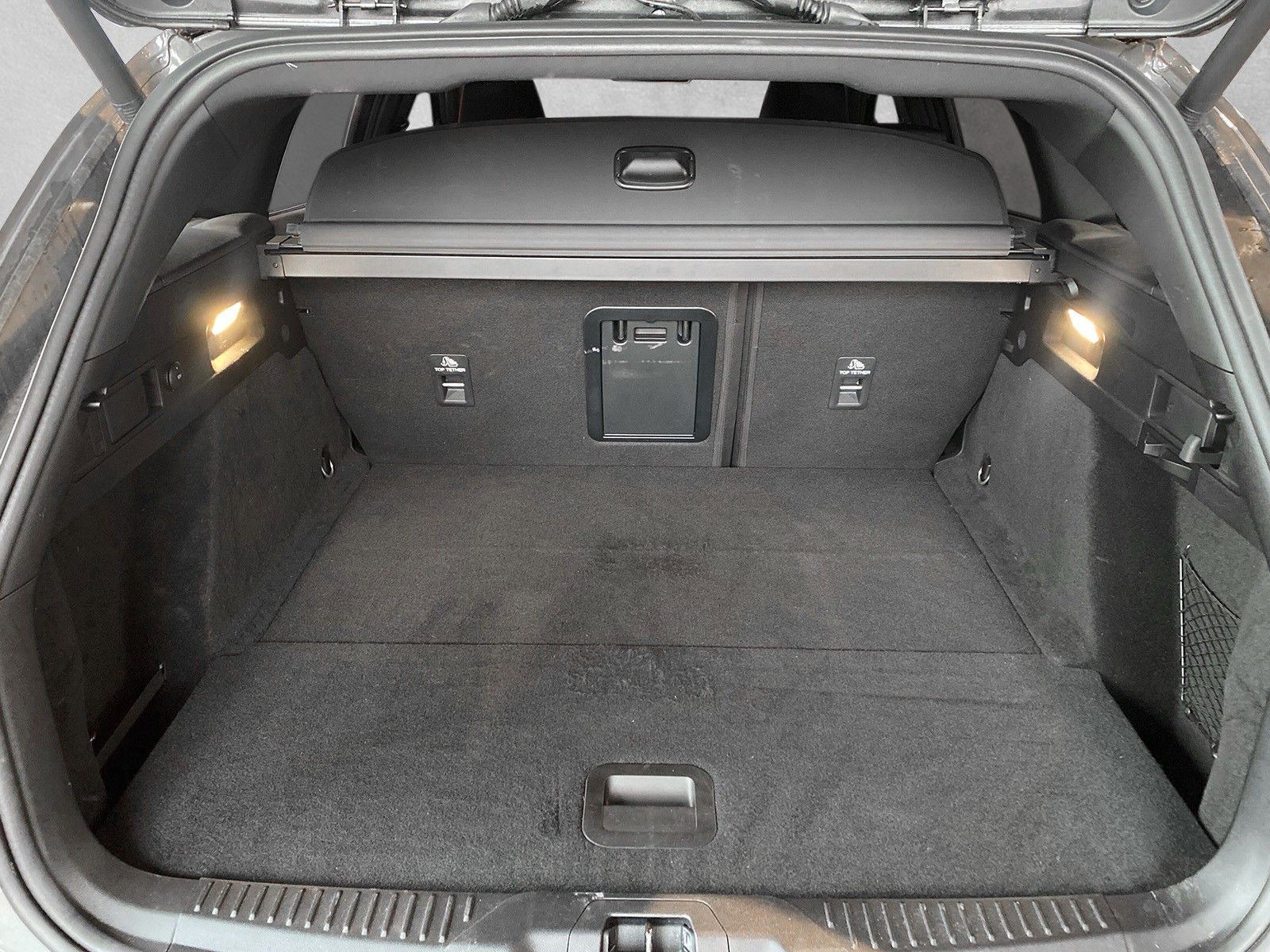 Fahrzeugabbildung Ford Focus Turnier ST-Line X