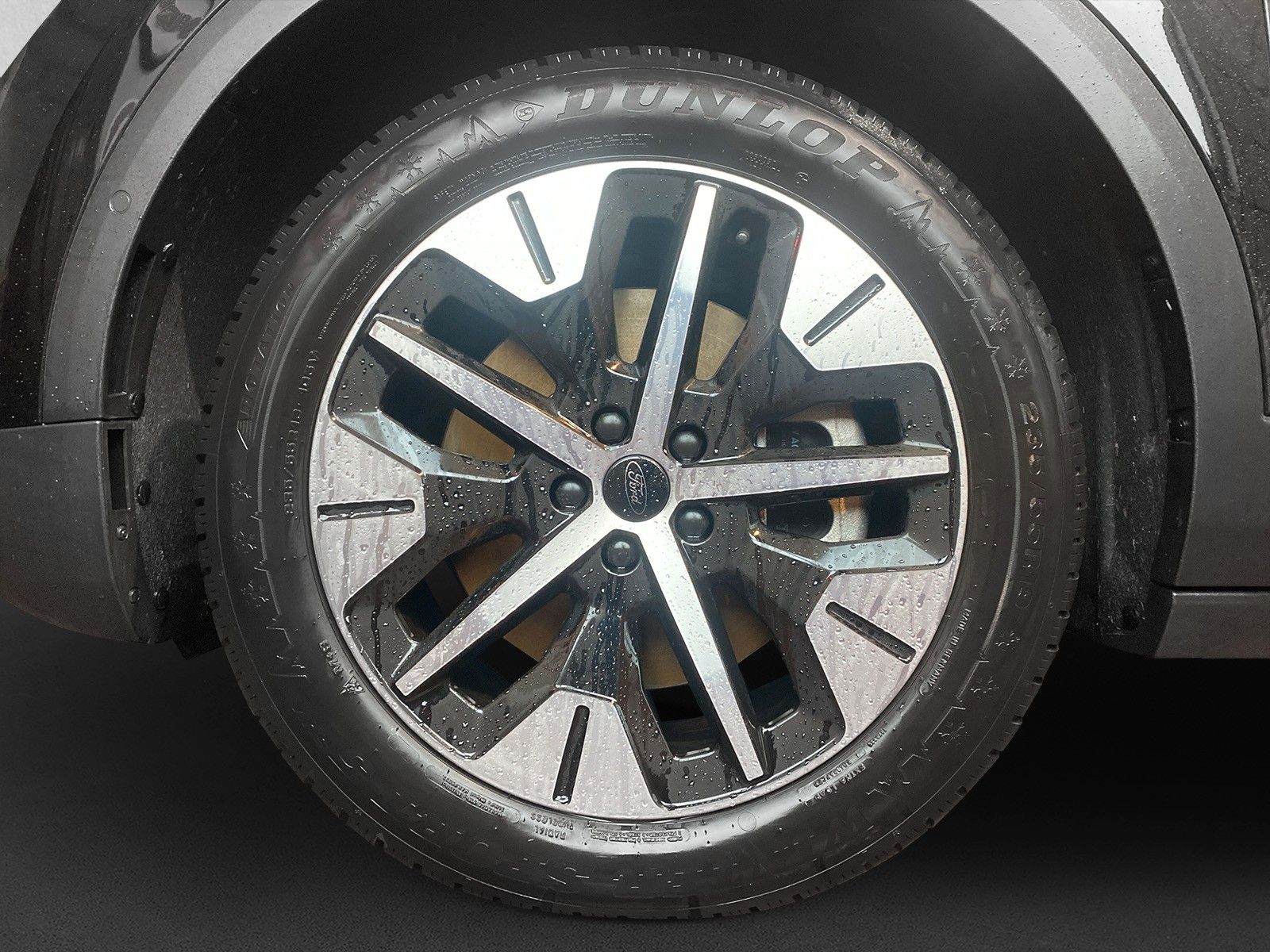 Fahrzeugabbildung Ford Explorer Premium AWD