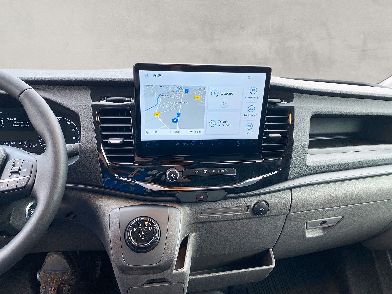 Fahrzeugabbildung Ford E-Transit 350 L3 Kasten Hochdach Trend