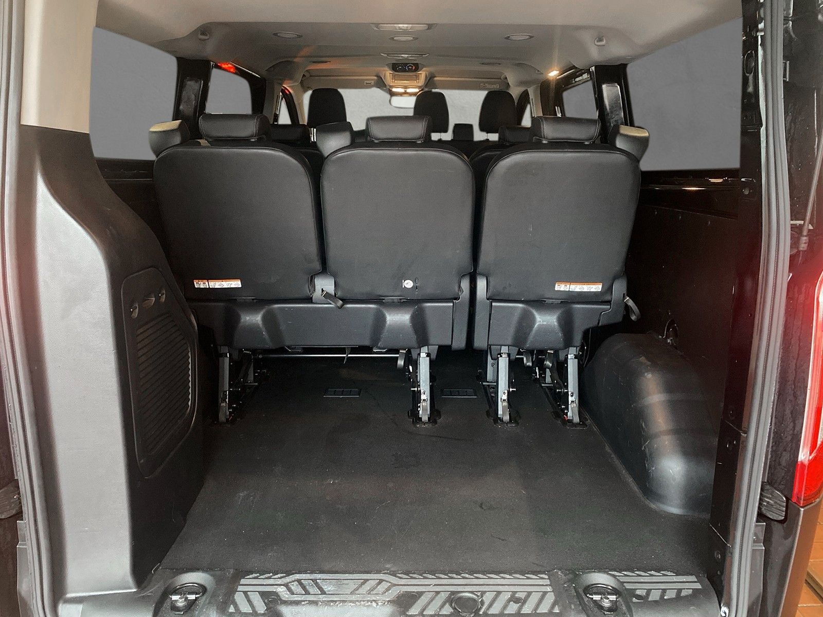 Fahrzeugabbildung Ford Custom Kombi 340 L2 Trail