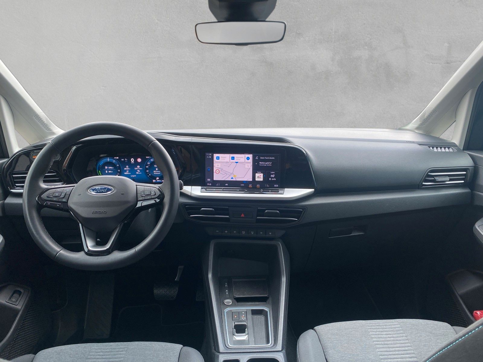 Fahrzeugabbildung Ford Connect PHEV Active
