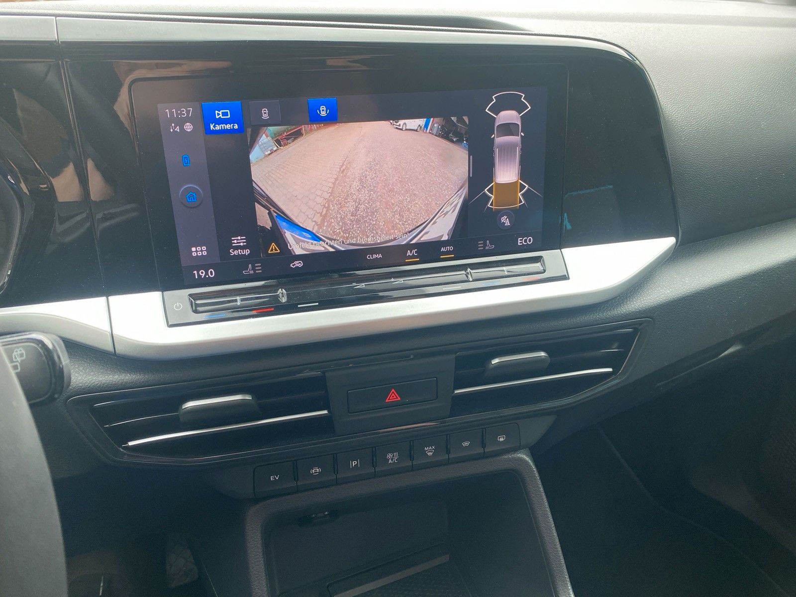 Fahrzeugabbildung Ford Connect PHEV Active