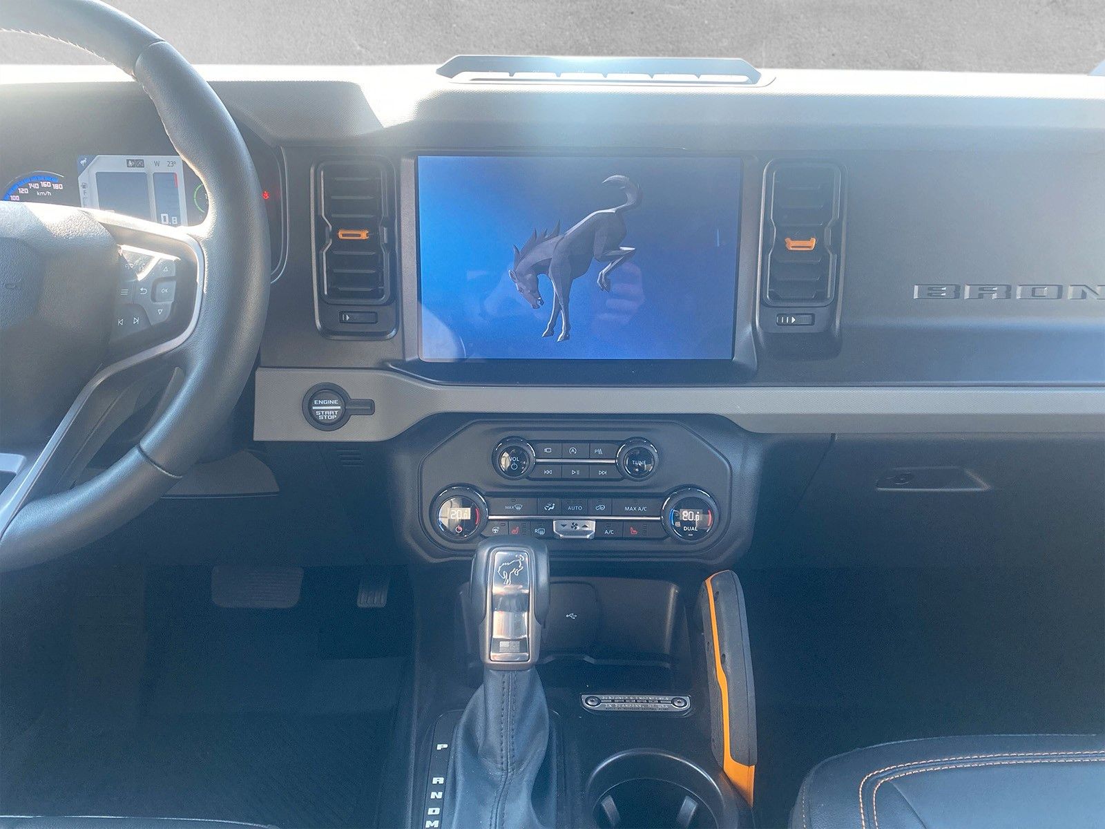 Fahrzeugabbildung Ford Bronco  Badlands e-4WD