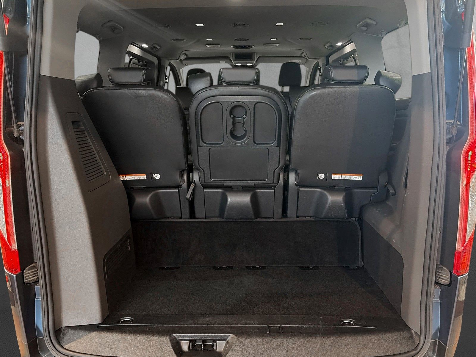 Fahrzeugabbildung Ford Tourneo Custom Active L1