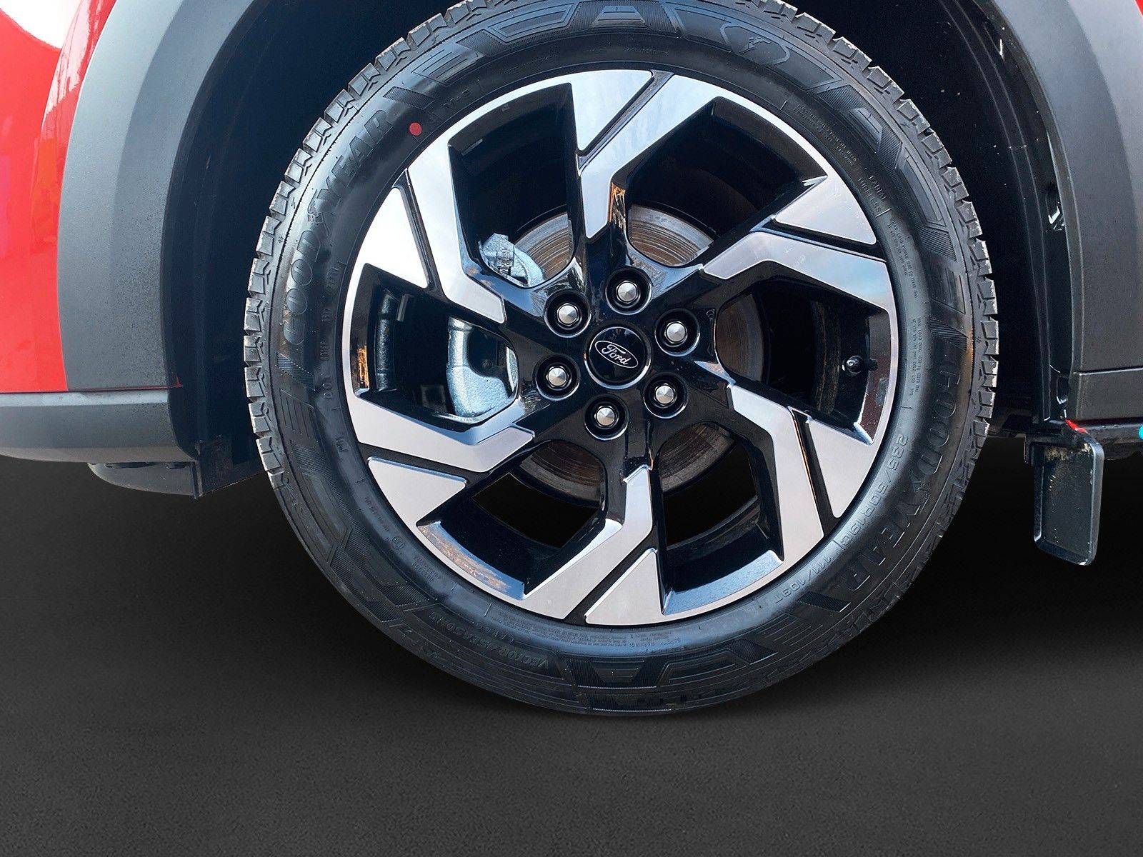 Fahrzeugabbildung Ford Tourneo Custom L1 Active PHEV