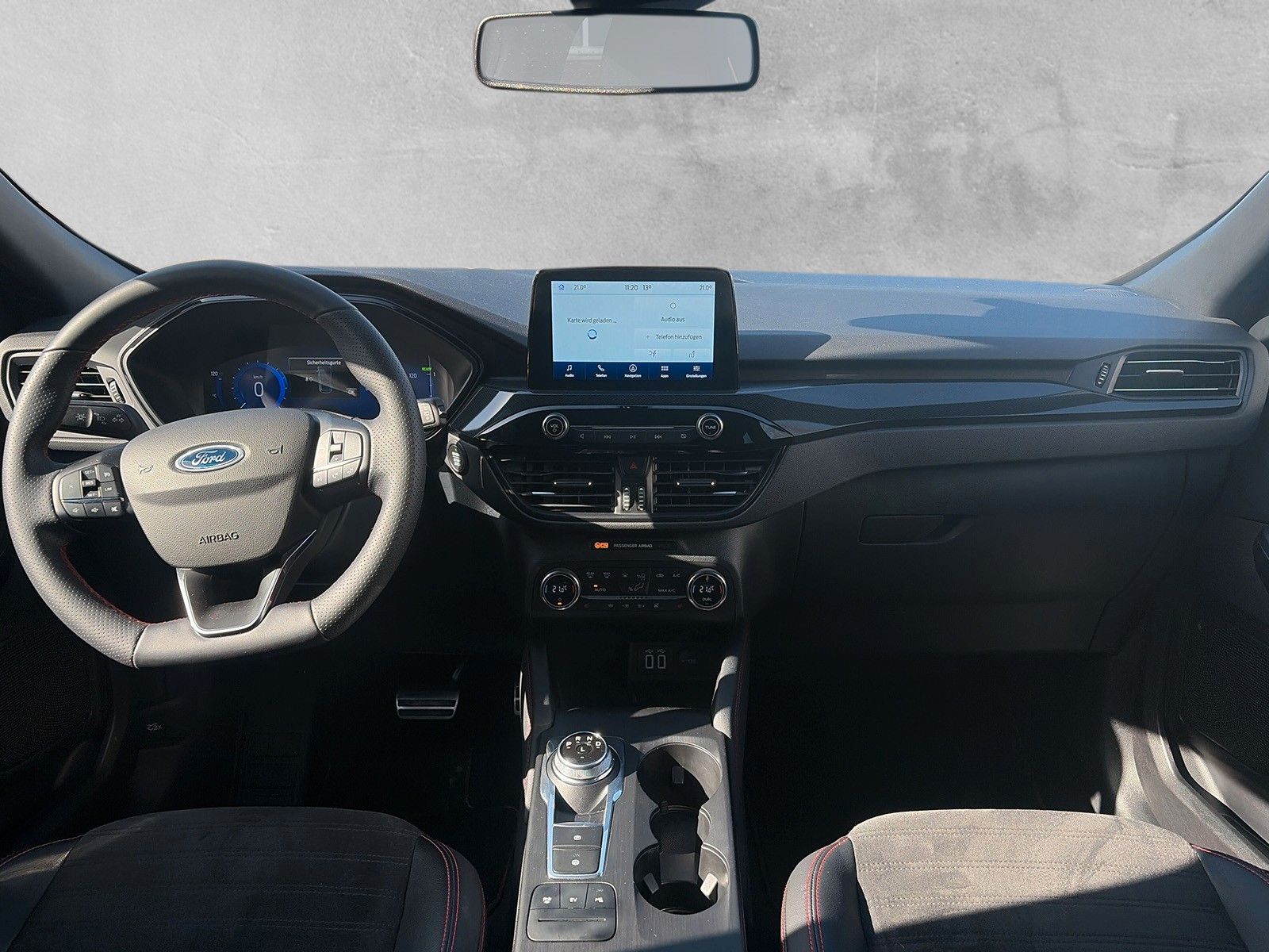 Fahrzeugabbildung Ford Kuga Plug-In Hybrid ST-Line X
