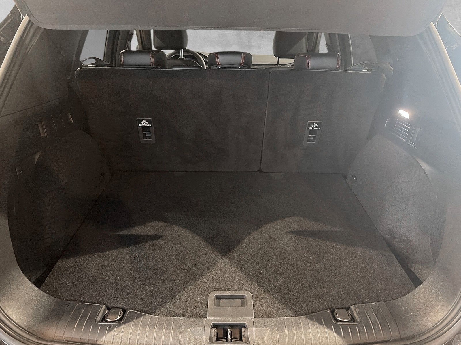 Fahrzeugabbildung Ford Kuga Plug-In Hybrid ST-Line X