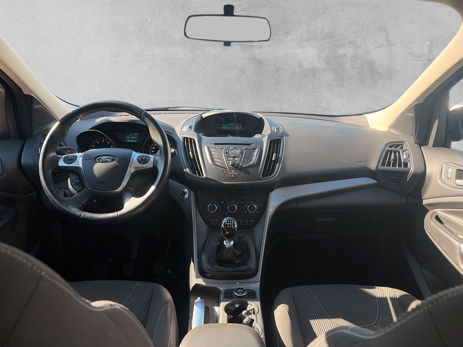 Fahrzeugabbildung Ford Kuga Trend