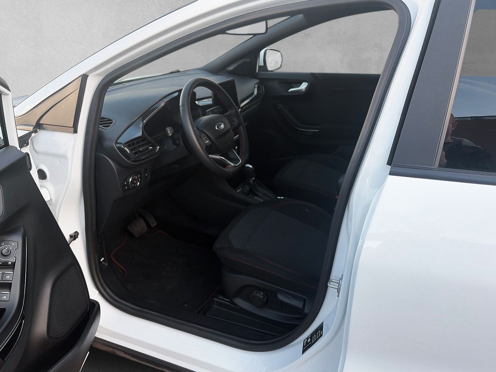 Fahrzeugabbildung Ford Puma ST-Line Design