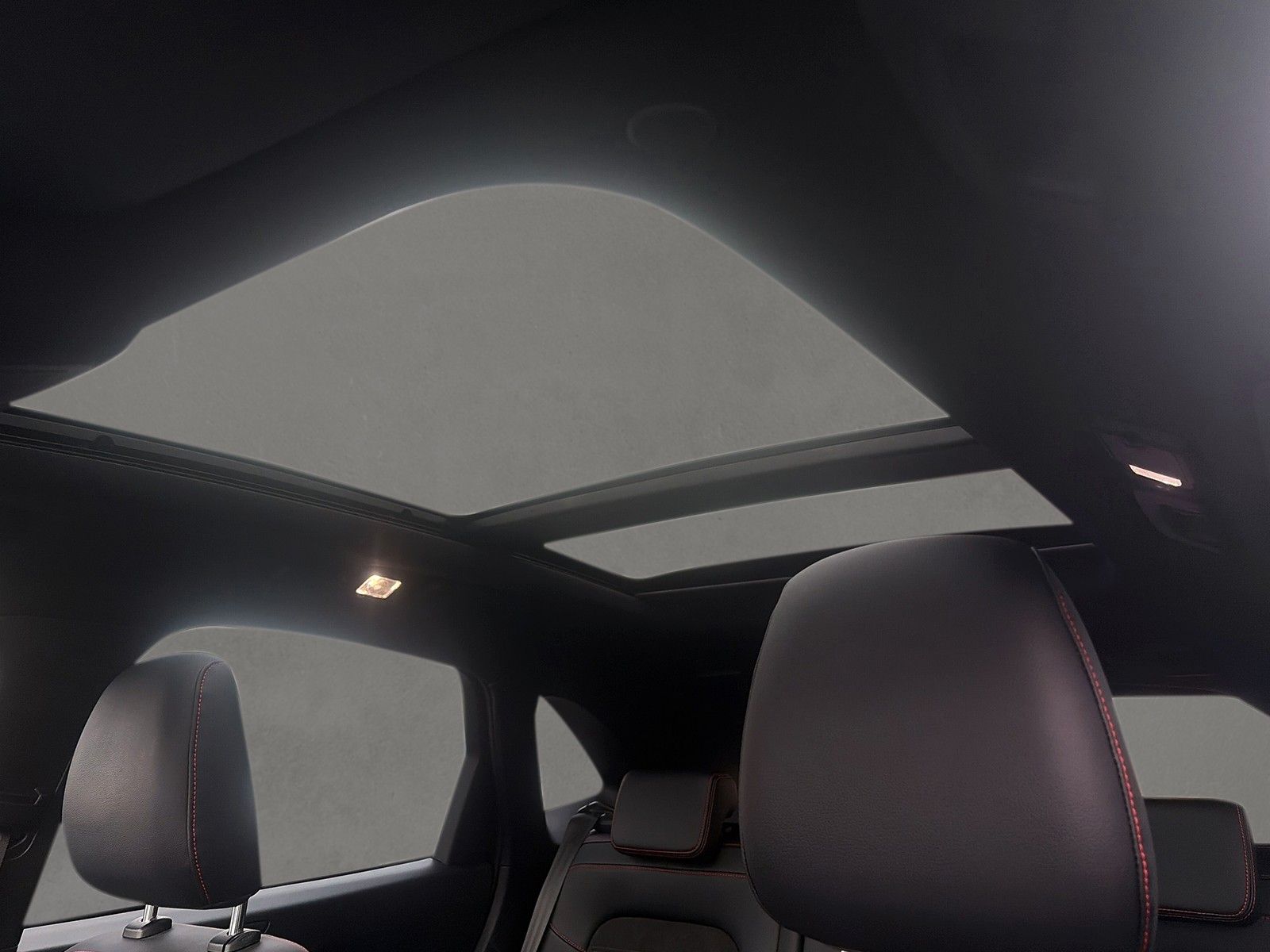 Fahrzeugabbildung Ford Kuga Plug-In Hybrid ST-Line X