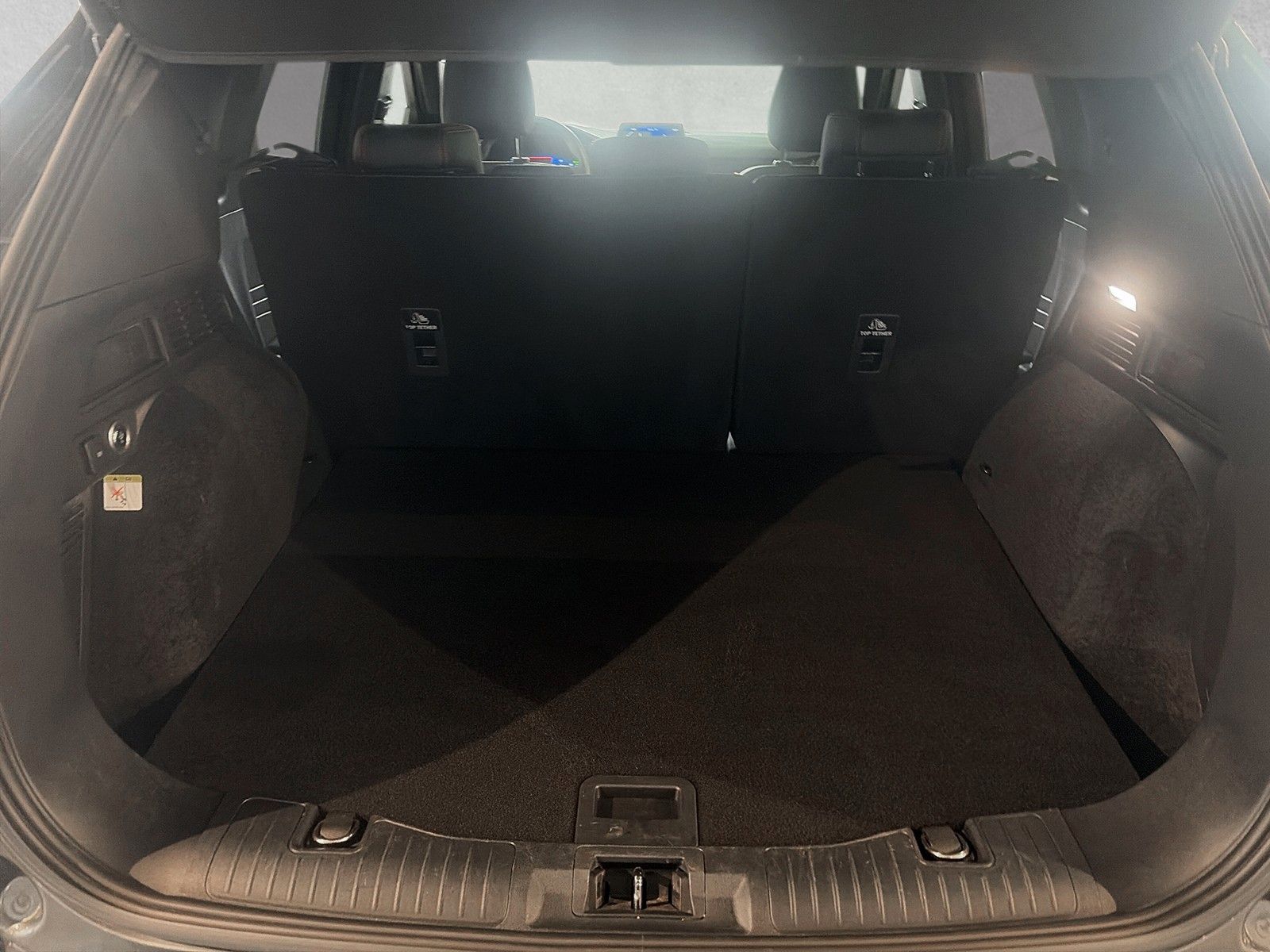 Fahrzeugabbildung Ford Kuga Plug-In Hybrid ST-Line X