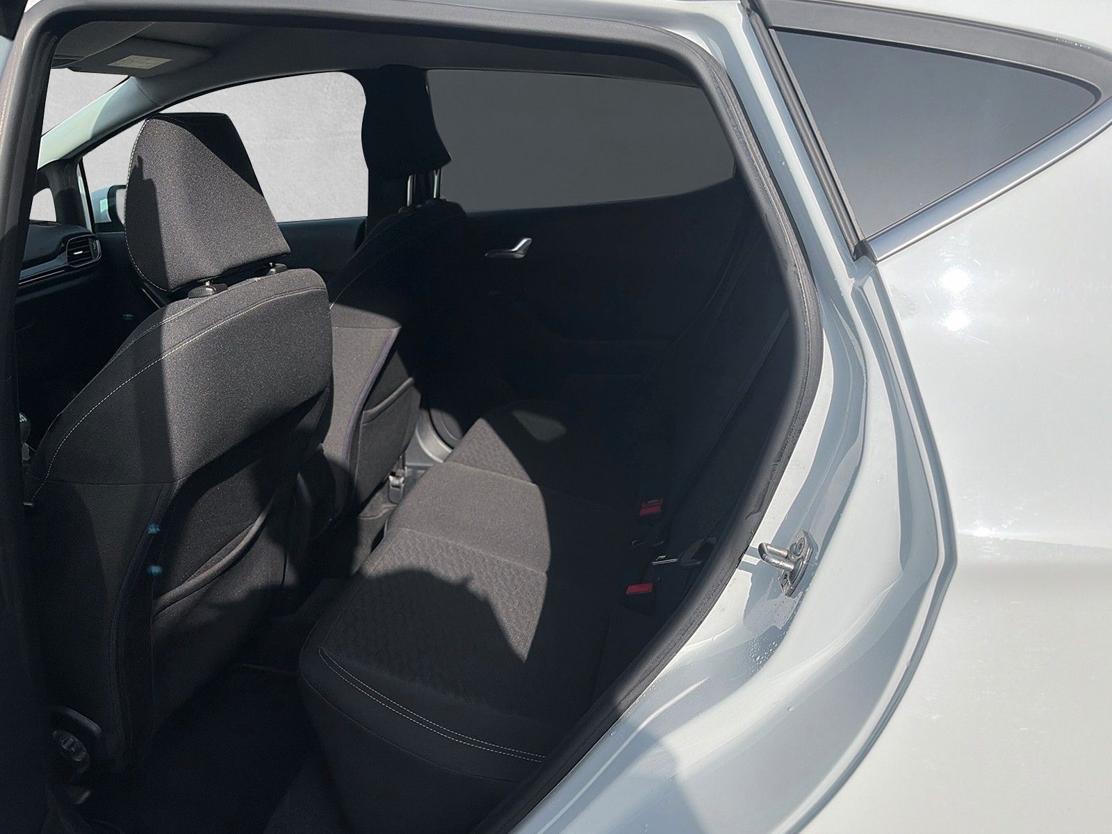 Fahrzeugabbildung Ford Fiesta Titanium