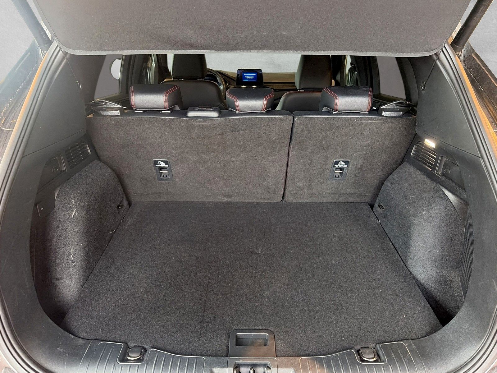 Fahrzeugabbildung Ford Kuga Plug-In Hybrid ST-Line X