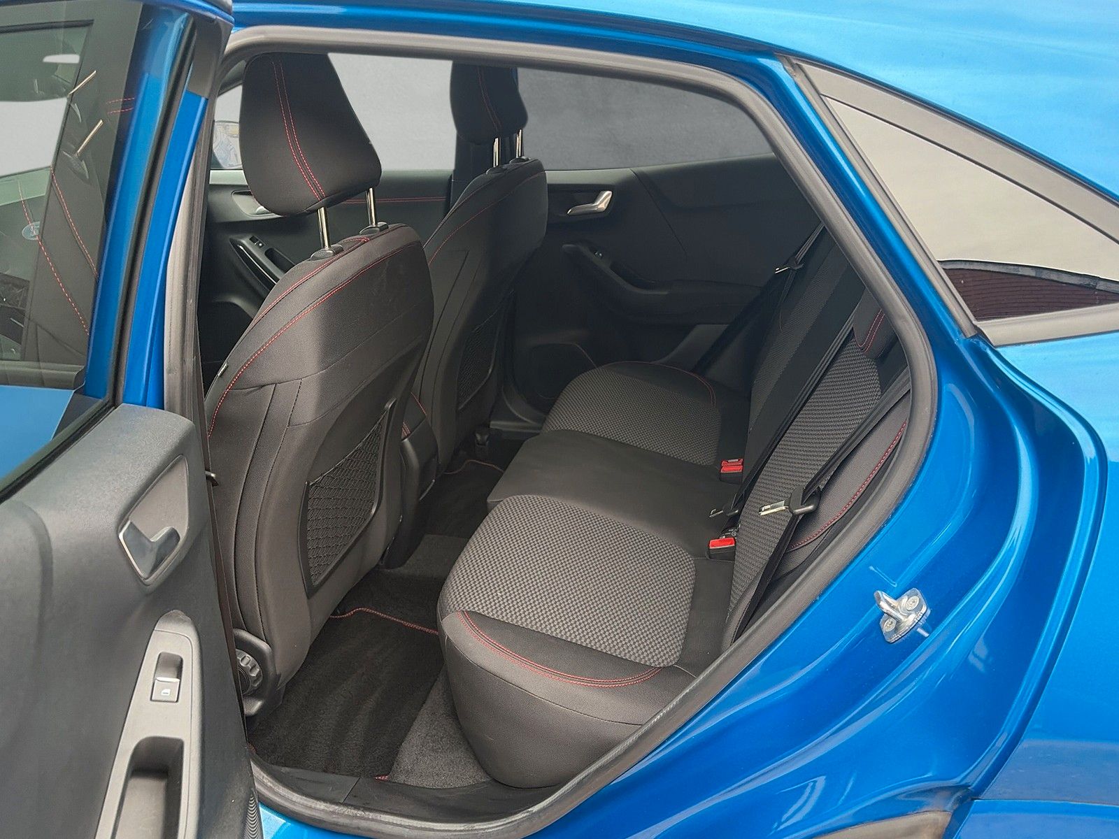 Fahrzeugabbildung Ford Puma ST-Line