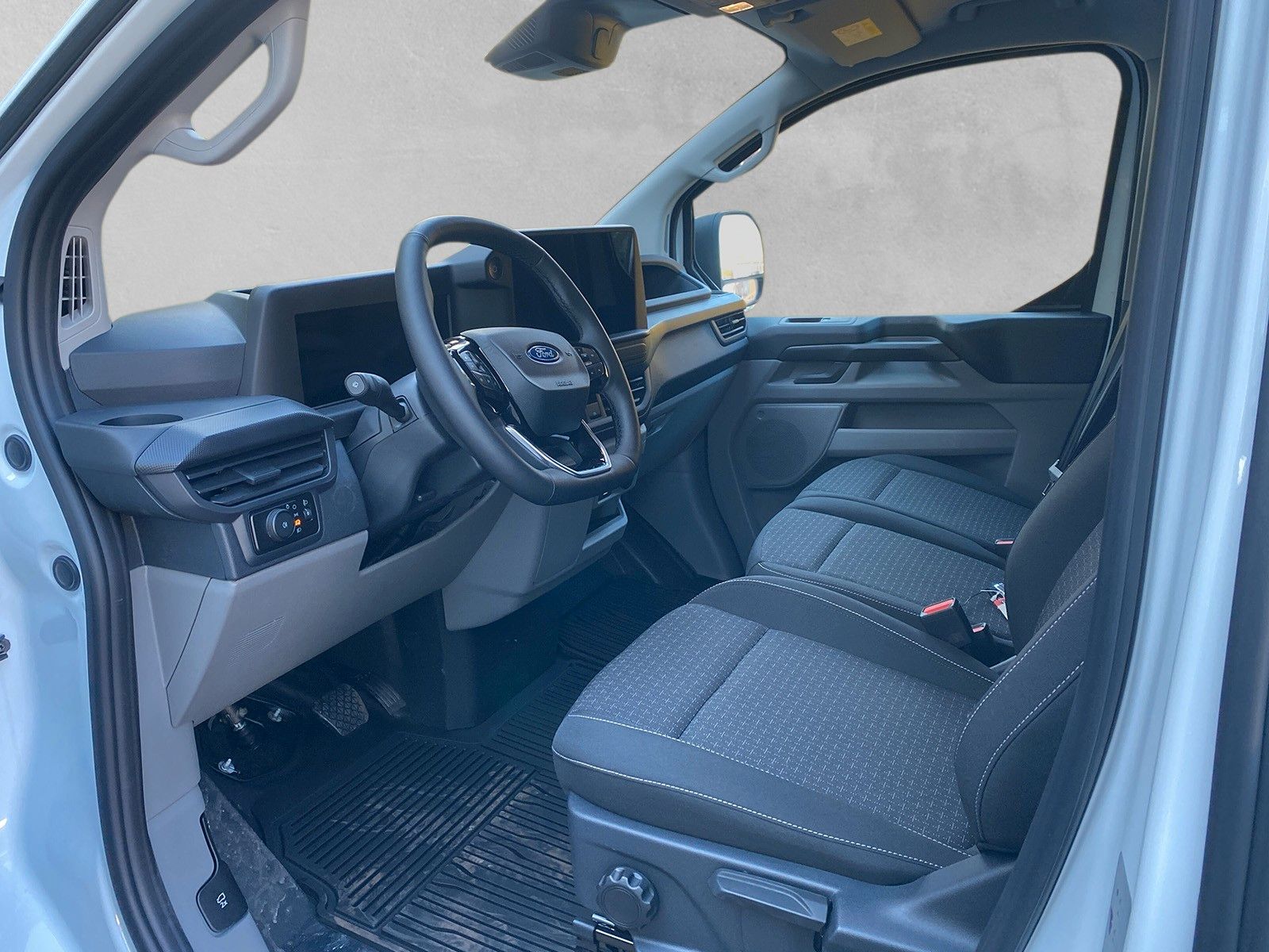 Fahrzeugabbildung Ford Custom Kasten 320 L1 Trend BEV