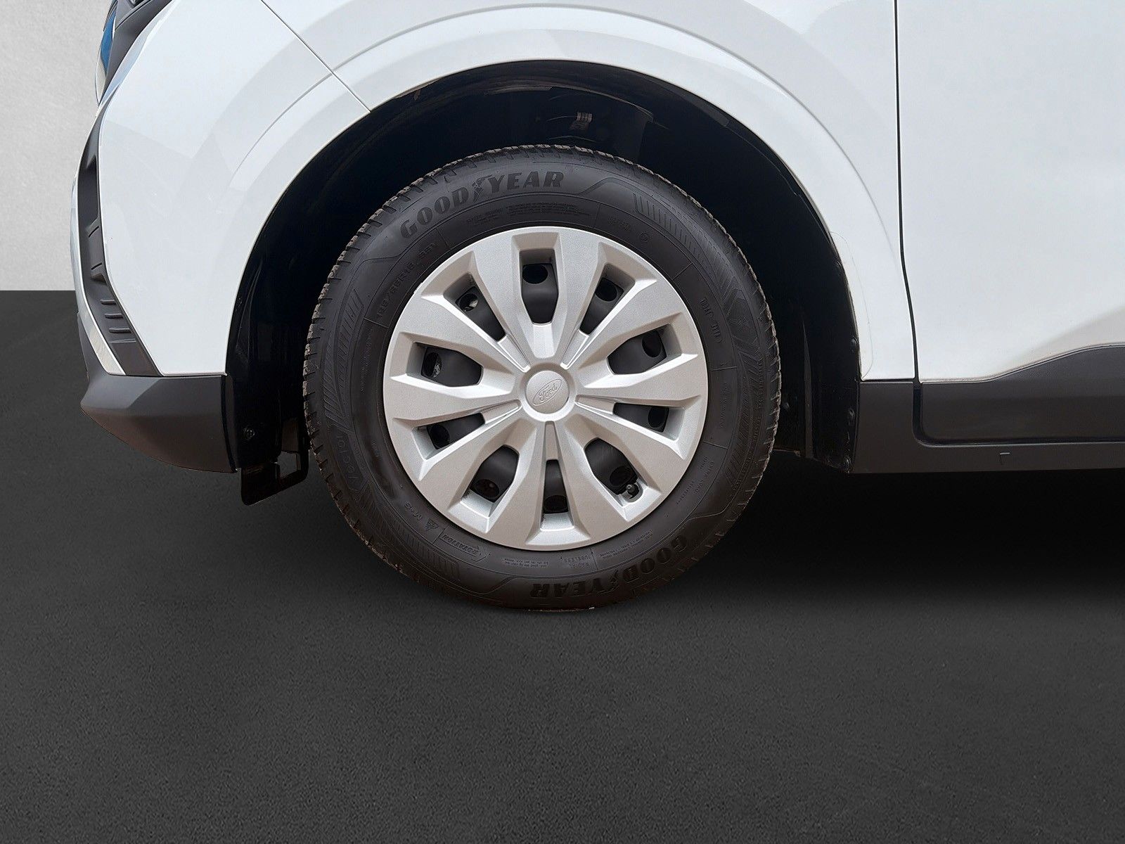 Fahrzeugabbildung Ford Transit Courier Trend Regalsystem