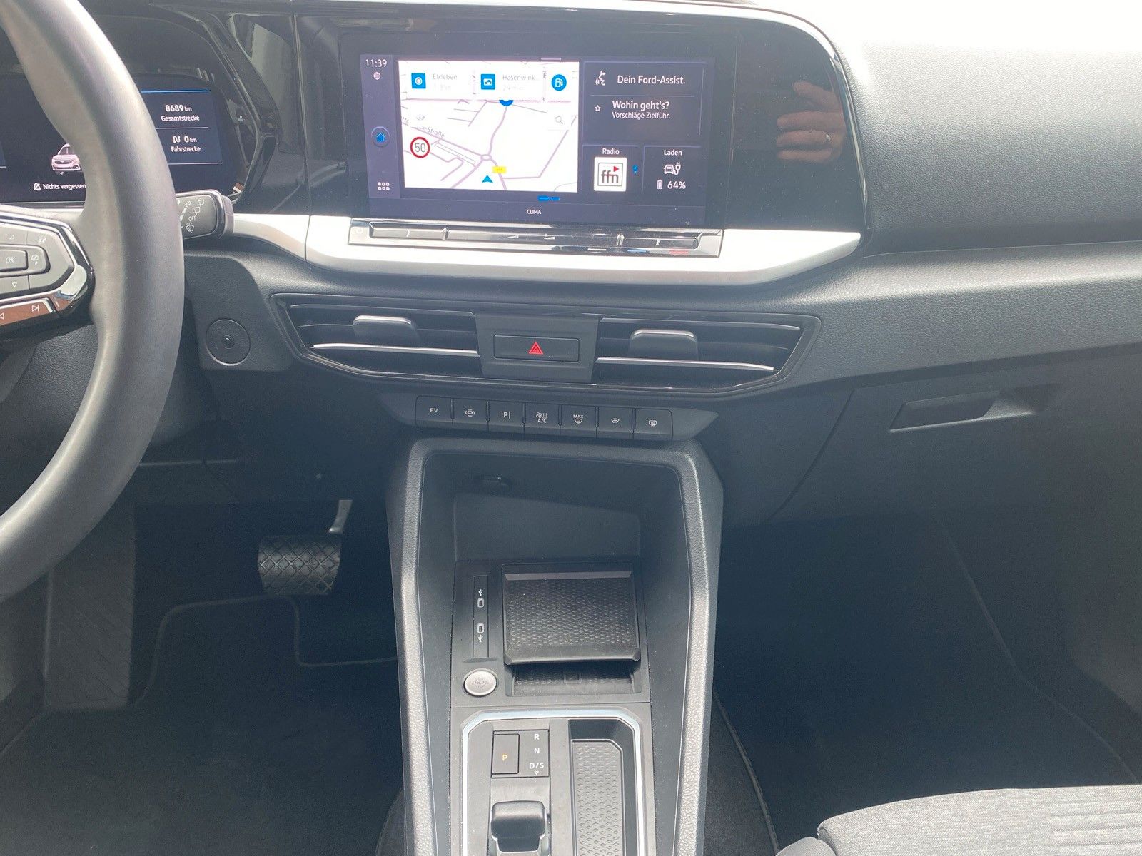 Fahrzeugabbildung Ford Connect PHEV Active