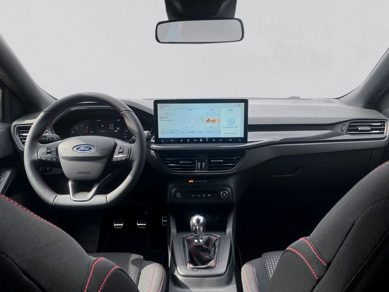 Fahrzeugabbildung Ford Focus Lim. ST-Line