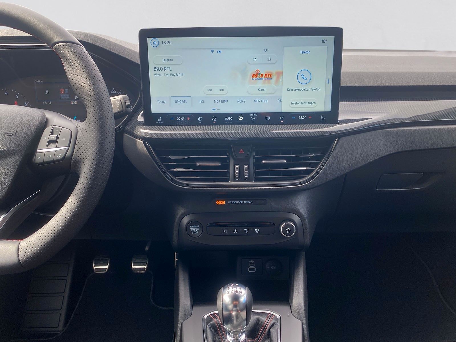 Fahrzeugabbildung Ford Focus Lim. ST-Line