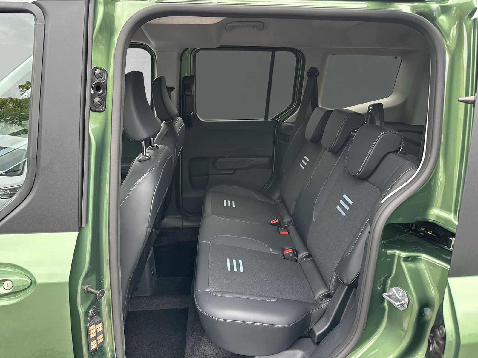 Fahrzeugabbildung Ford Tourneo Courier Active