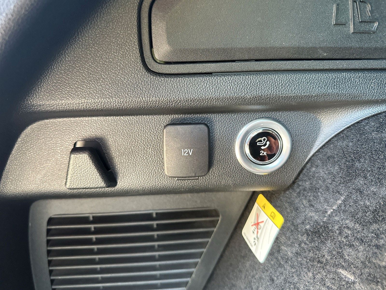 Fahrzeugabbildung Ford Kuga Plug-In Hybrid ST-Line X