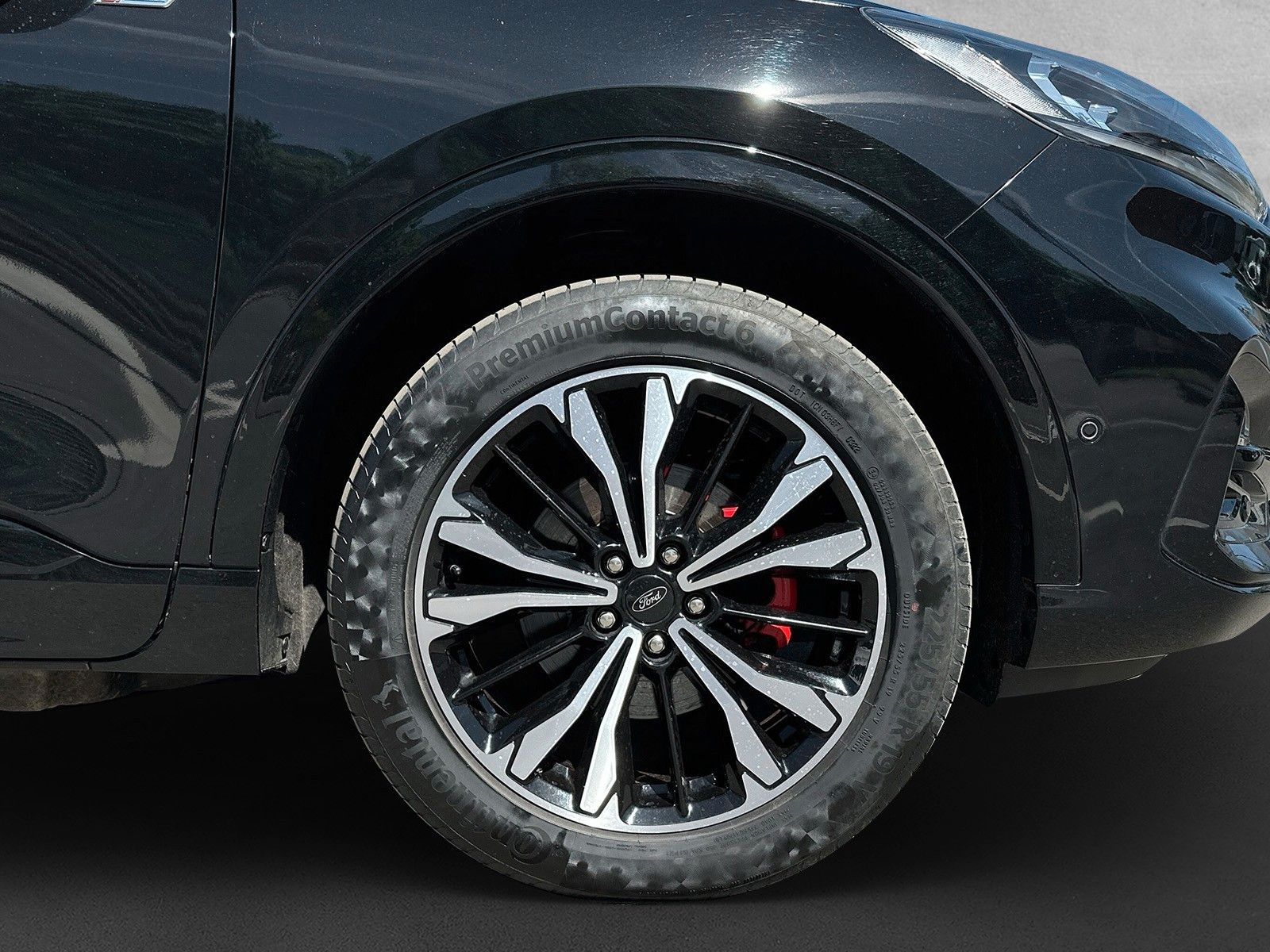 Fahrzeugabbildung Ford Kuga Plug-In Hybrid ST-Line X