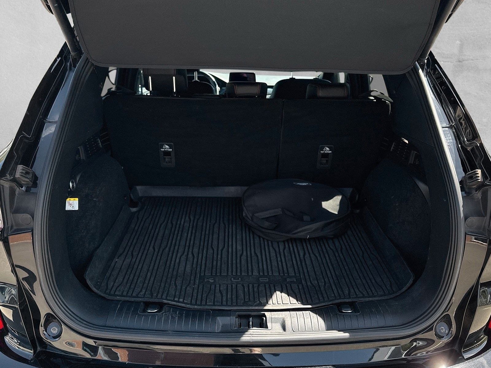 Fahrzeugabbildung Ford Kuga Plug-In Hybrid ST-Line X