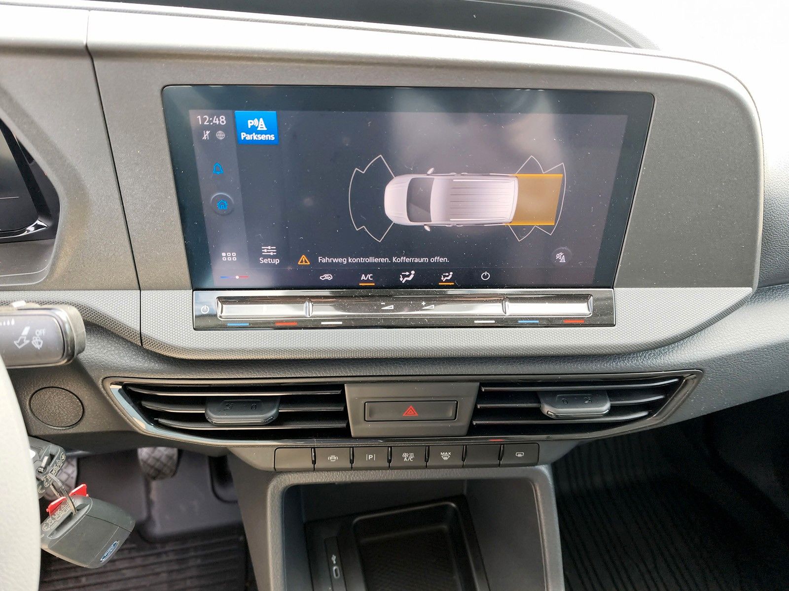 Fahrzeugabbildung Ford Connect Kasten Trend L2 Ahk.
