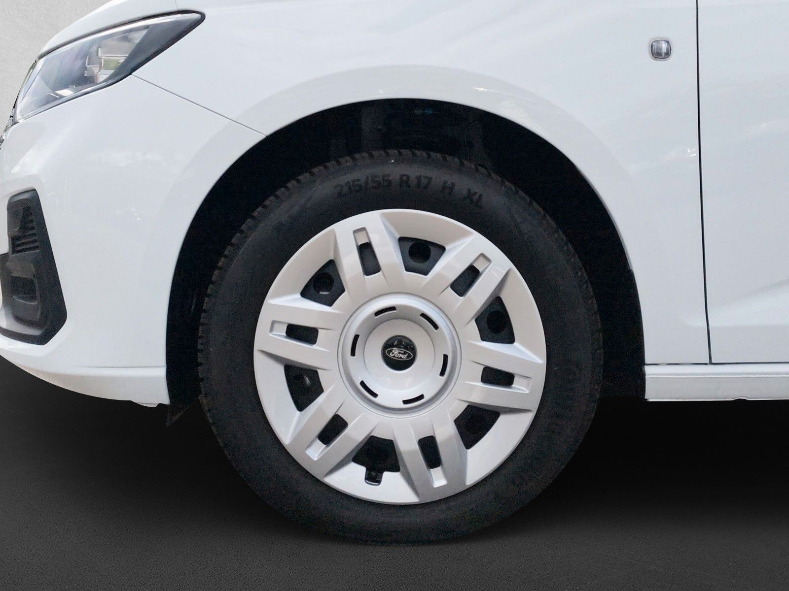 Fahrzeugabbildung Ford Connect Kasten Trend L2 Ahk.