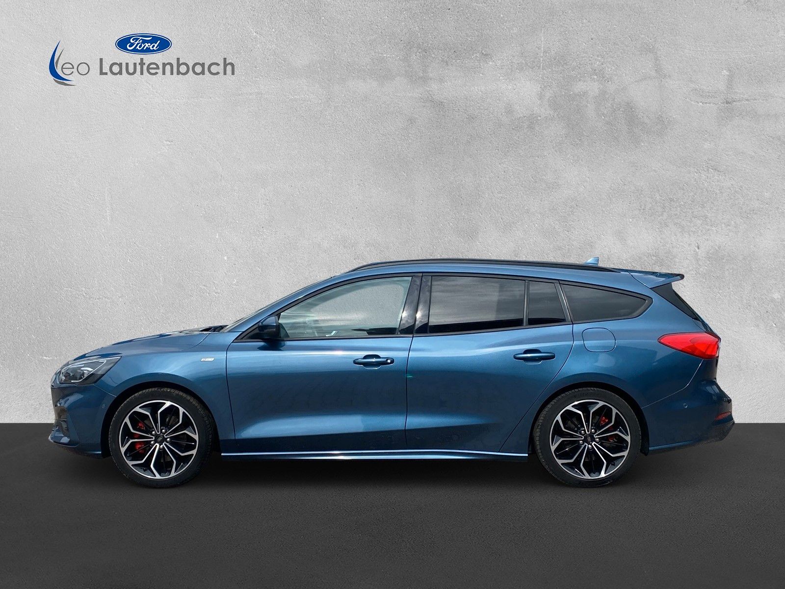 Fahrzeugabbildung Ford Focus Turnier ST-Line X mit Topausstattung