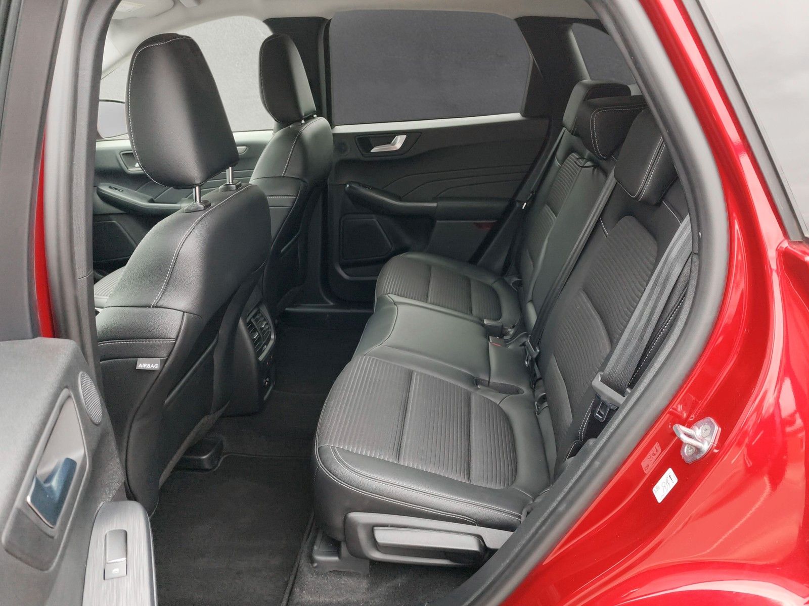 Fahrzeugabbildung Ford Kuga Plug-In Hybrid Titanium X