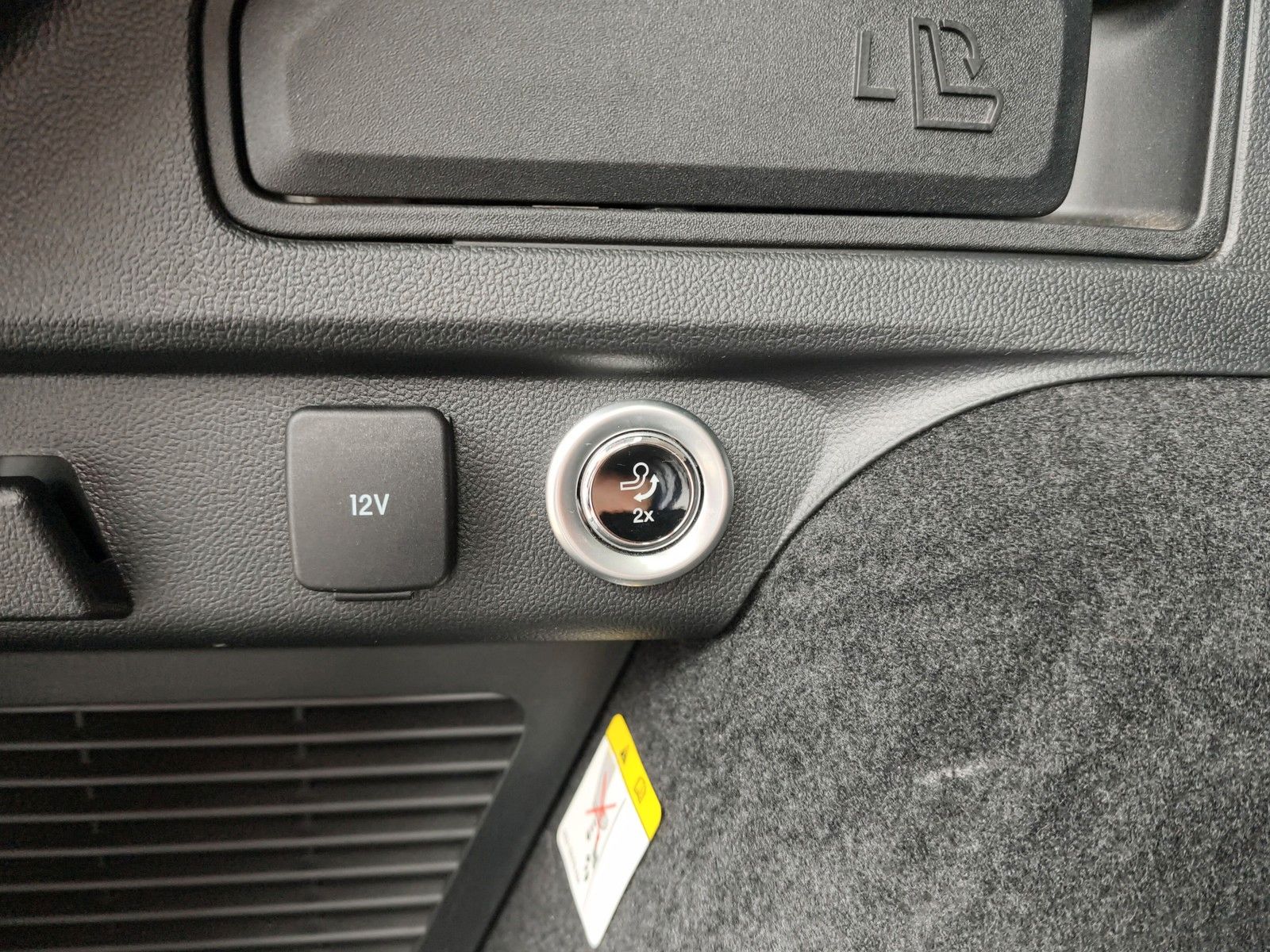 Fahrzeugabbildung Ford Kuga Plug-In Hybrid Titanium X