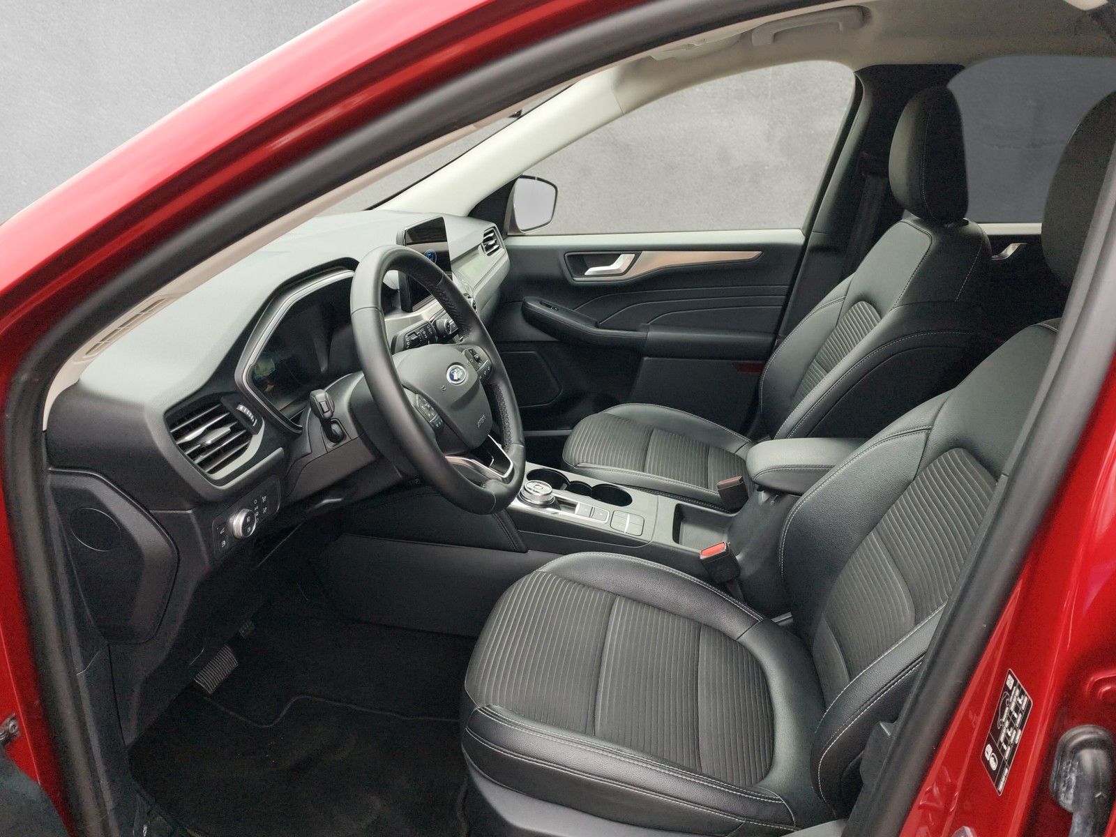 Fahrzeugabbildung Ford Kuga Plug-In Hybrid Titanium X