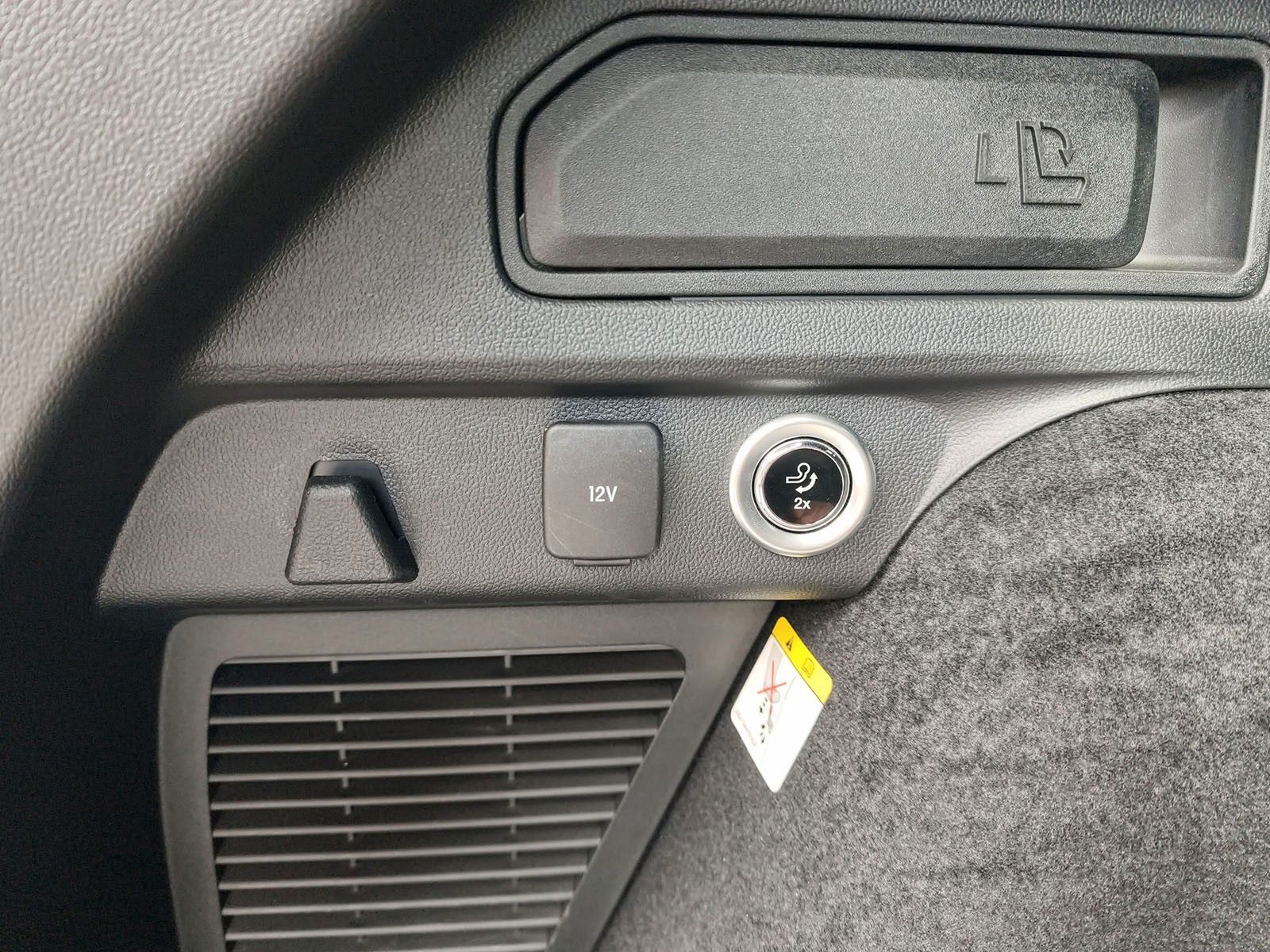 Fahrzeugabbildung Ford Kuga Plug-In Hybrid ST-Line X
