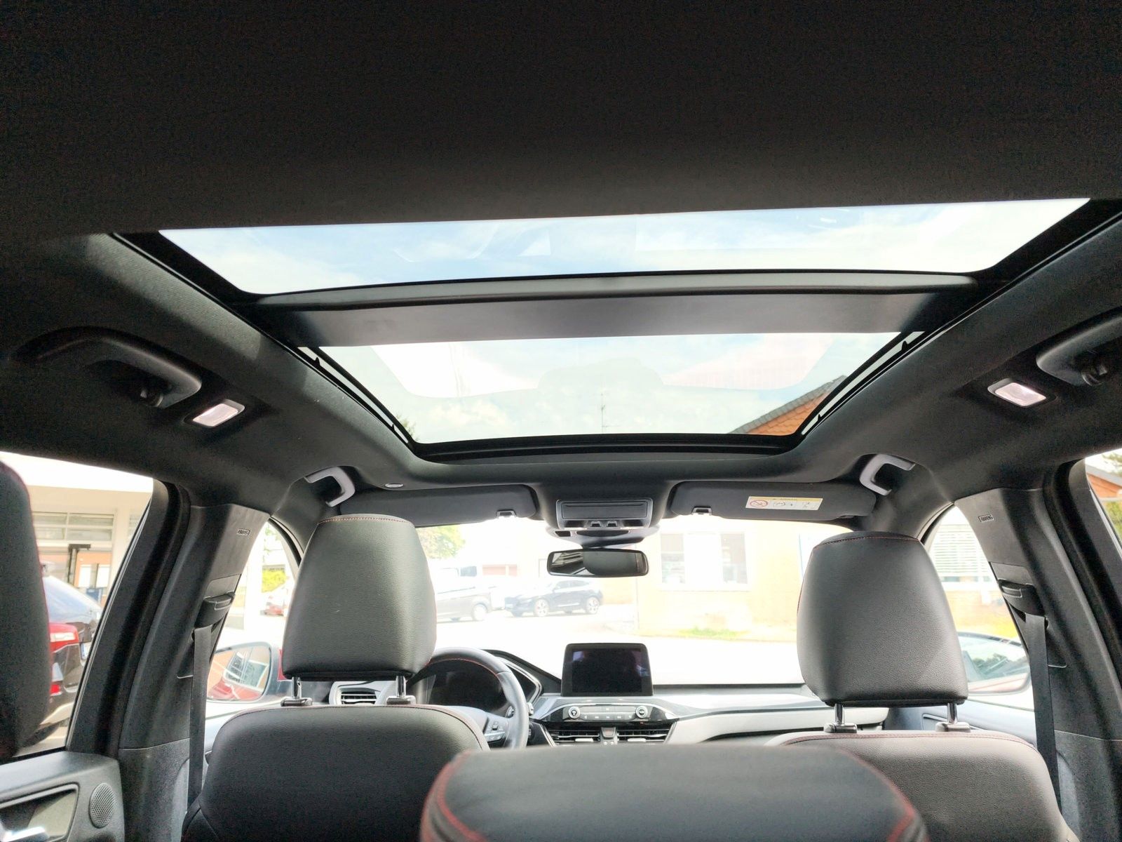 Fahrzeugabbildung Ford Kuga Plug-In Hybrid ST-Line X